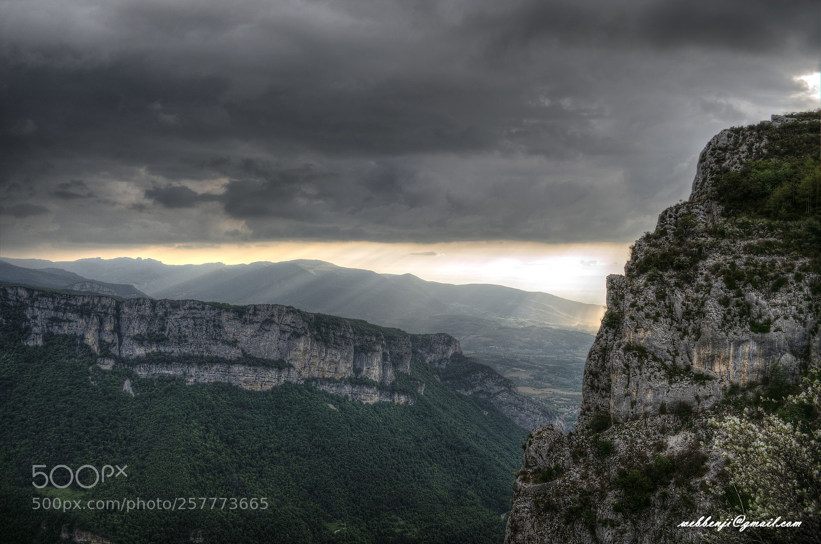 Nikon D5100 sample photo. Pas des voutes photography
