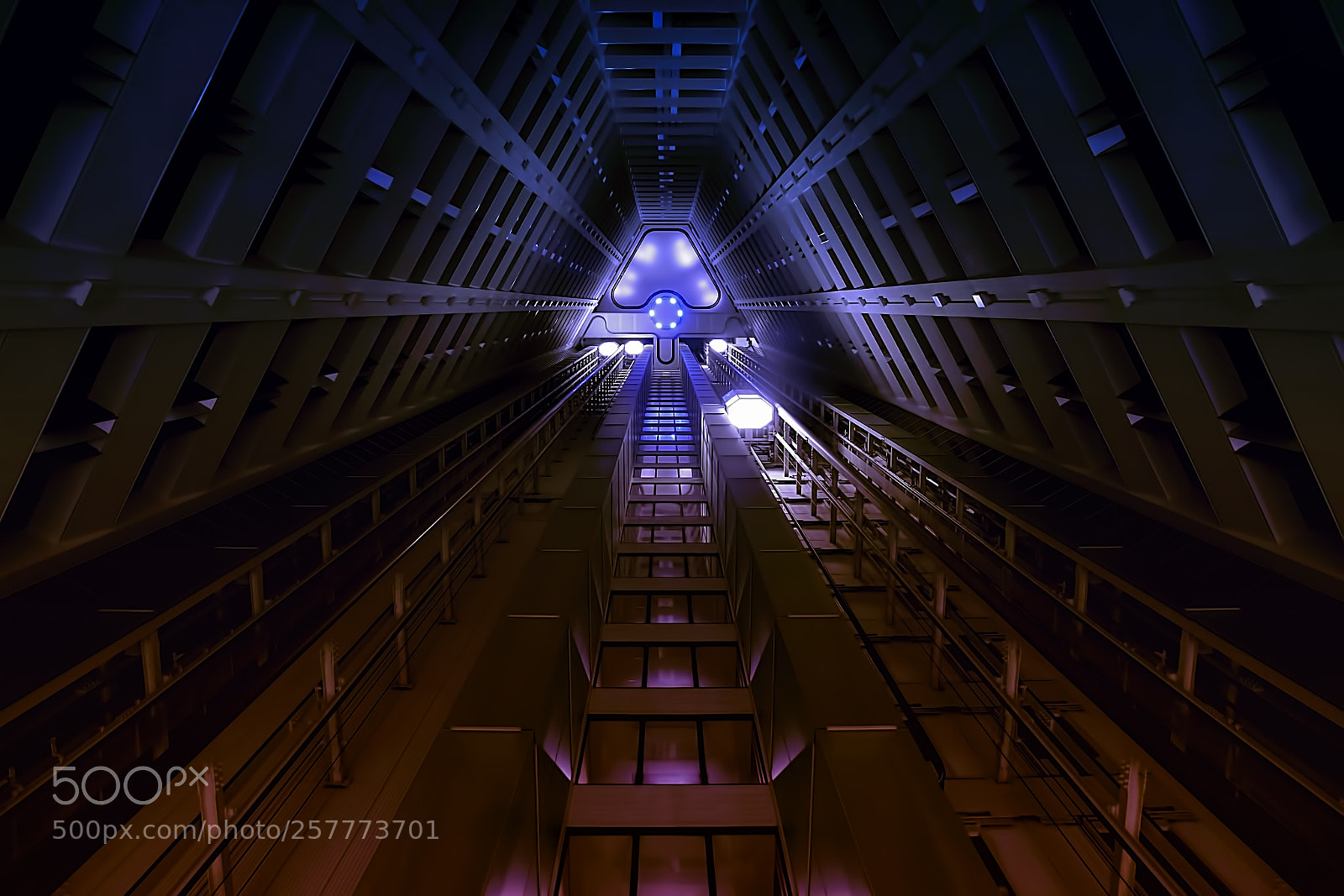 Canon EOS 7D sample photo. Metropolis # photography