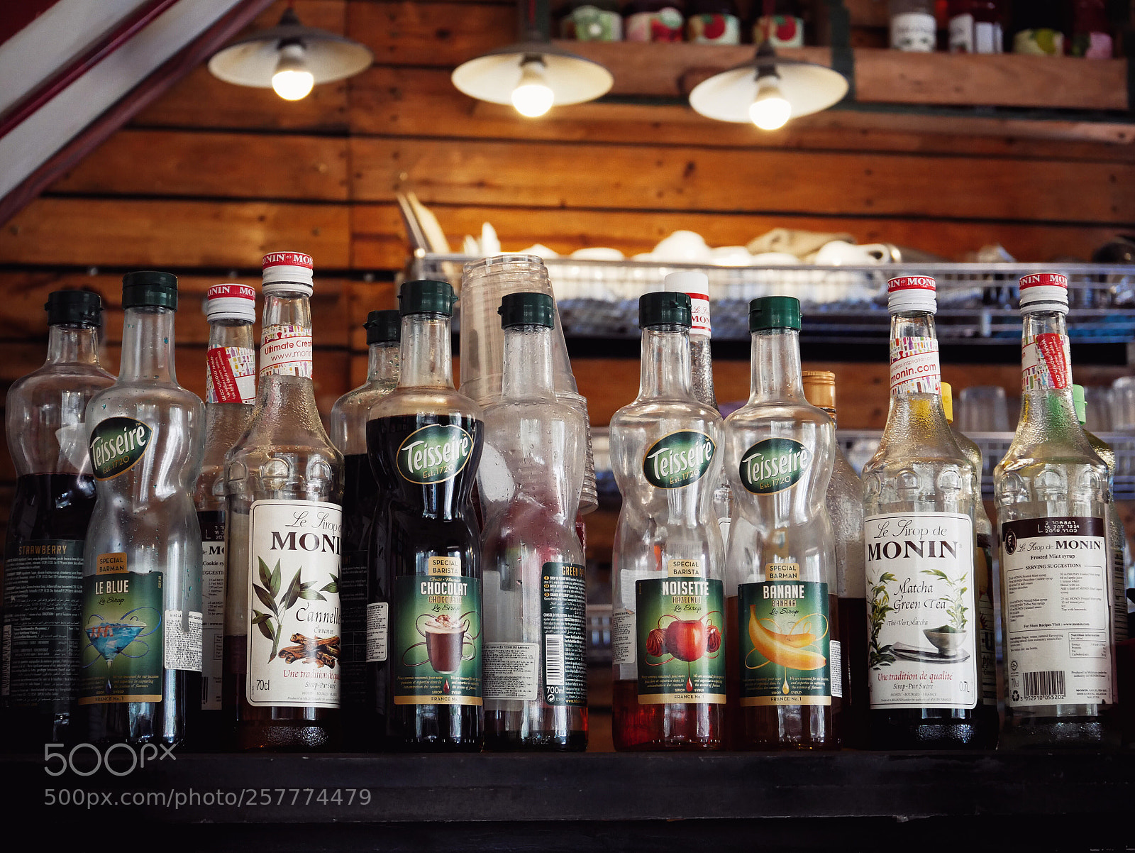 Panasonic Lumix DMC-GX85 (Lumix DMC-GX80 / Lumix DMC-GX7 Mark II) sample photo. Coffeebar photography