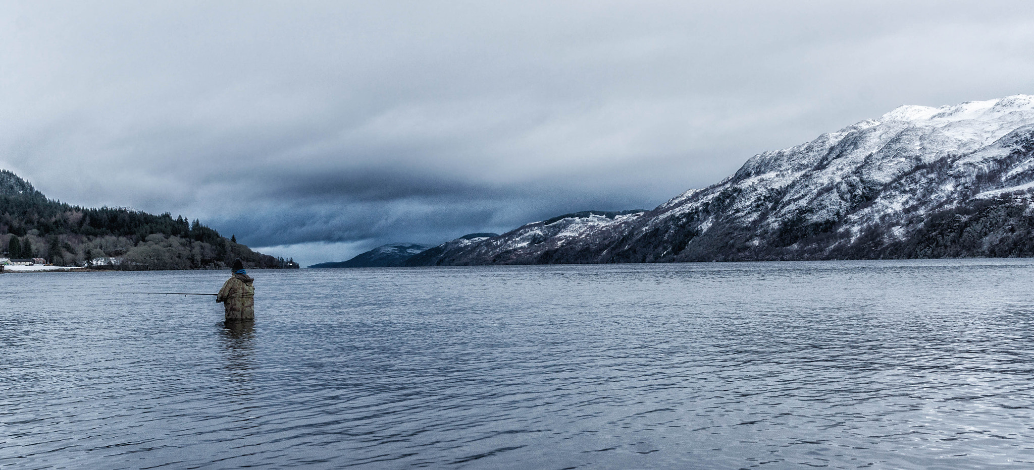 Sony Alpha DSLR-A560 sample photo. Fishing in loch ness photography