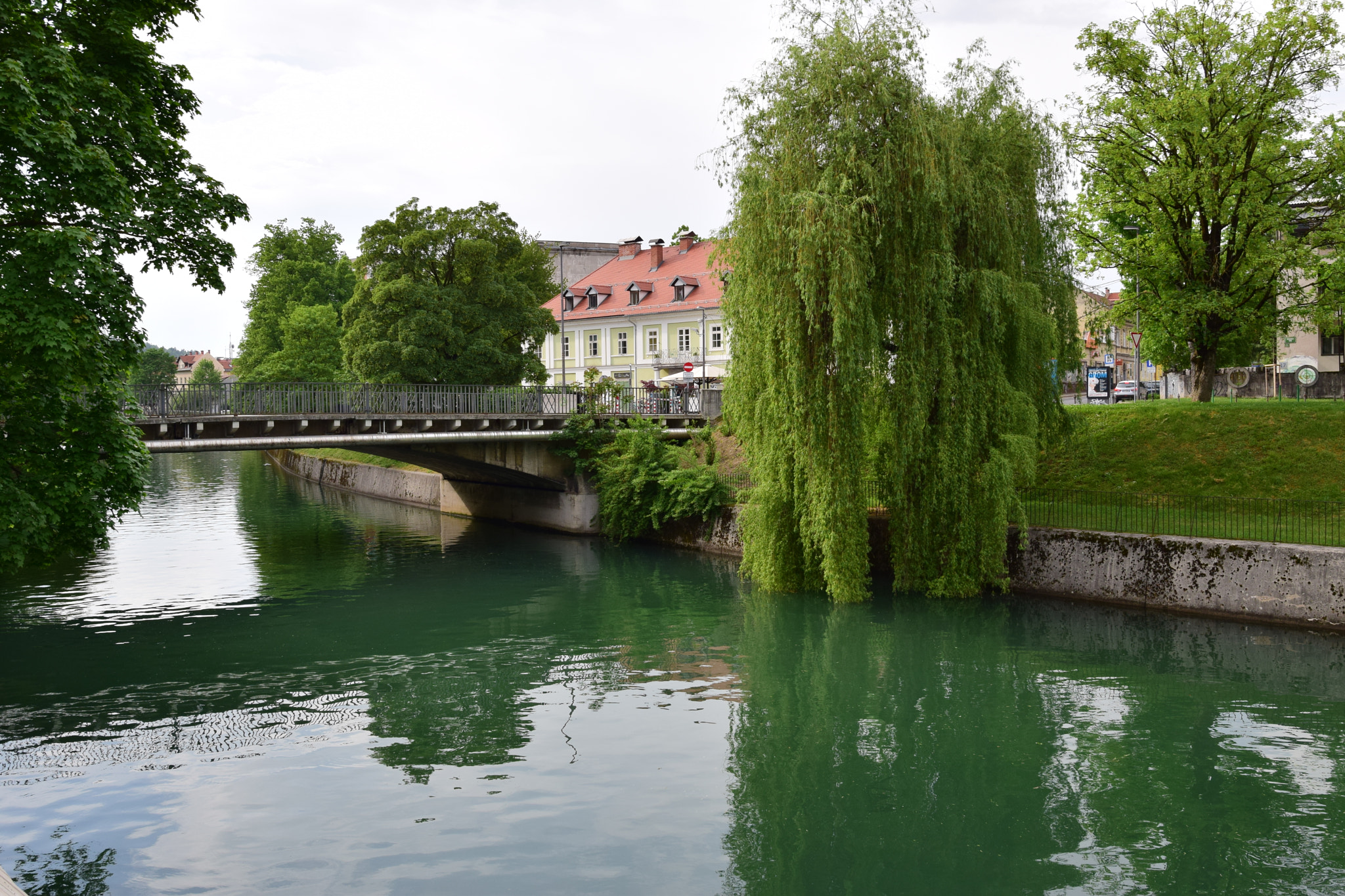 Nikon D3300 + Nikon AF-S Nikkor 20mm F1.8G ED sample photo. Ljubliana photography