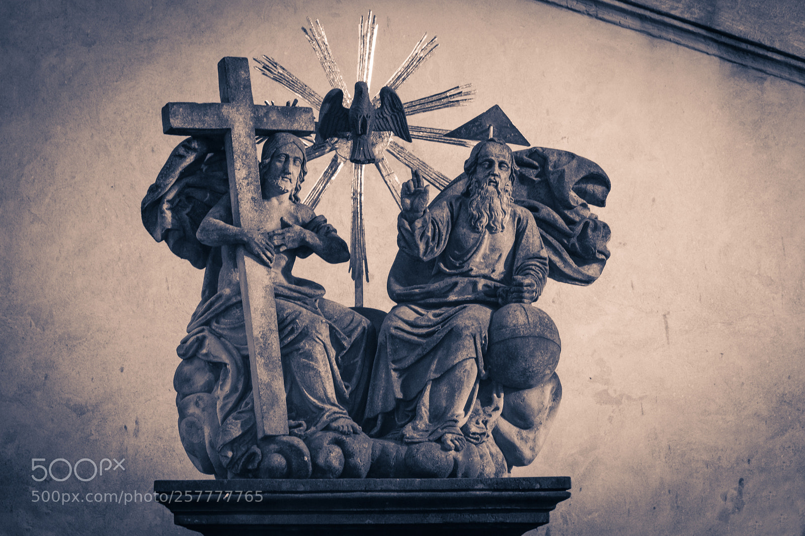 Canon EOS 77D (EOS 9000D / EOS 770D) sample photo. Two saints with a photography