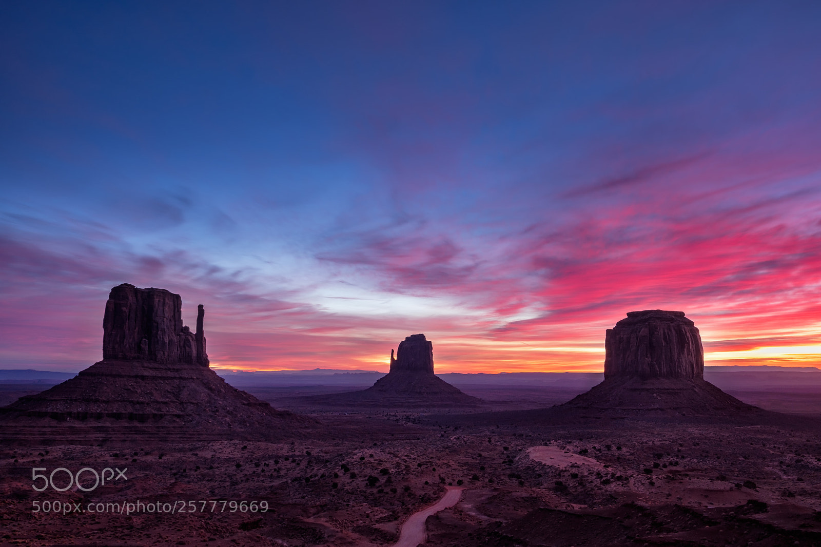 Fujifilm X-T2 sample photo. Monument valley sunrise photography