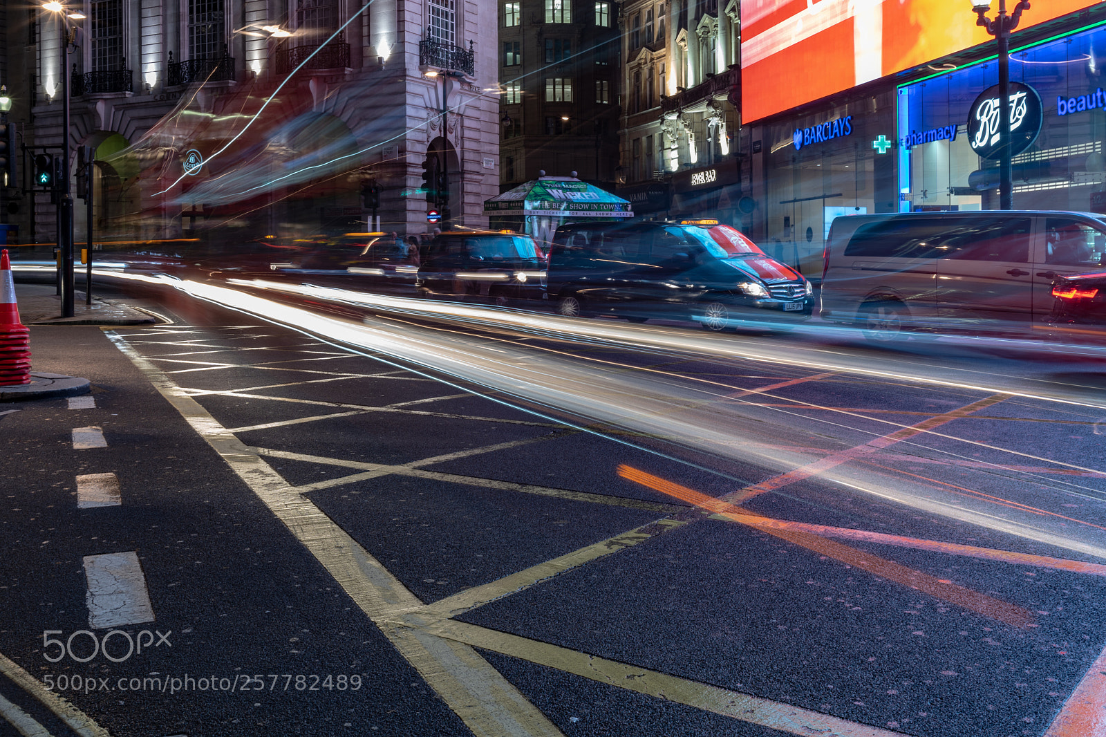 Sony a7 III sample photo. Piccadilly circus photography