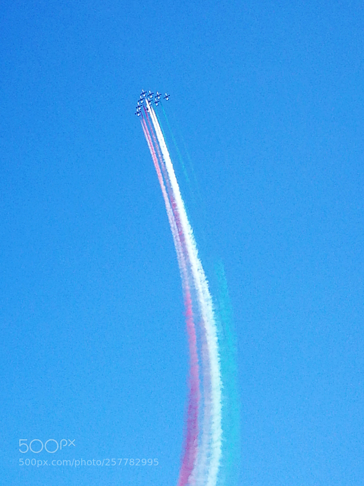 HUAWEI P9 sample photo. Airshow "frecce tricolore" photography