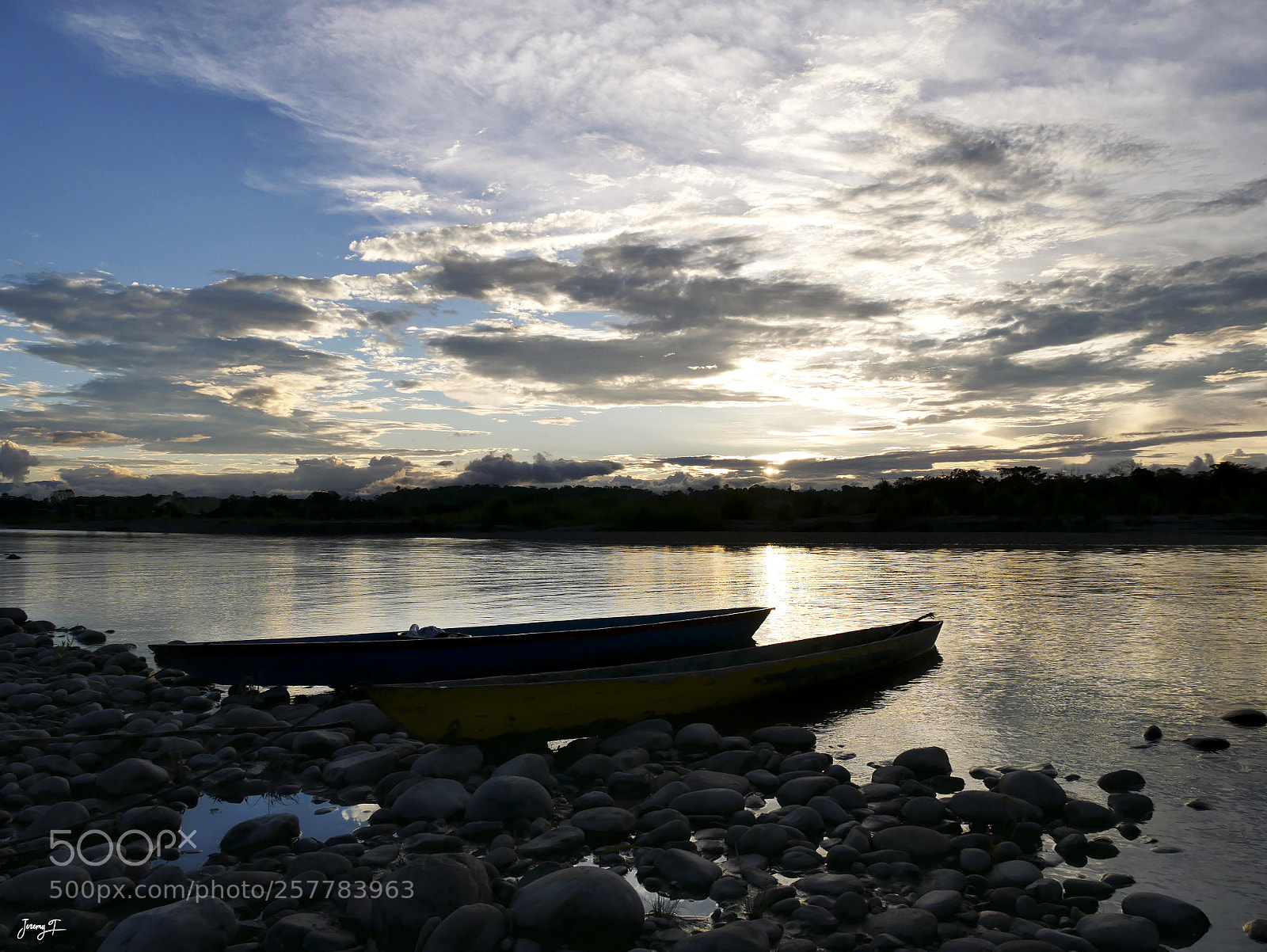 Panasonic Lumix DMC-GX85 (Lumix DMC-GX80 / Lumix DMC-GX7 Mark II) sample photo. Sunset lake - south photography