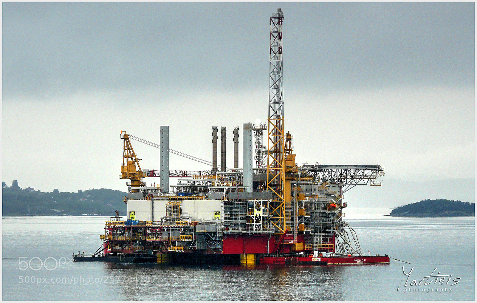 Nikon D5300 sample photo. Offshore drilling photography