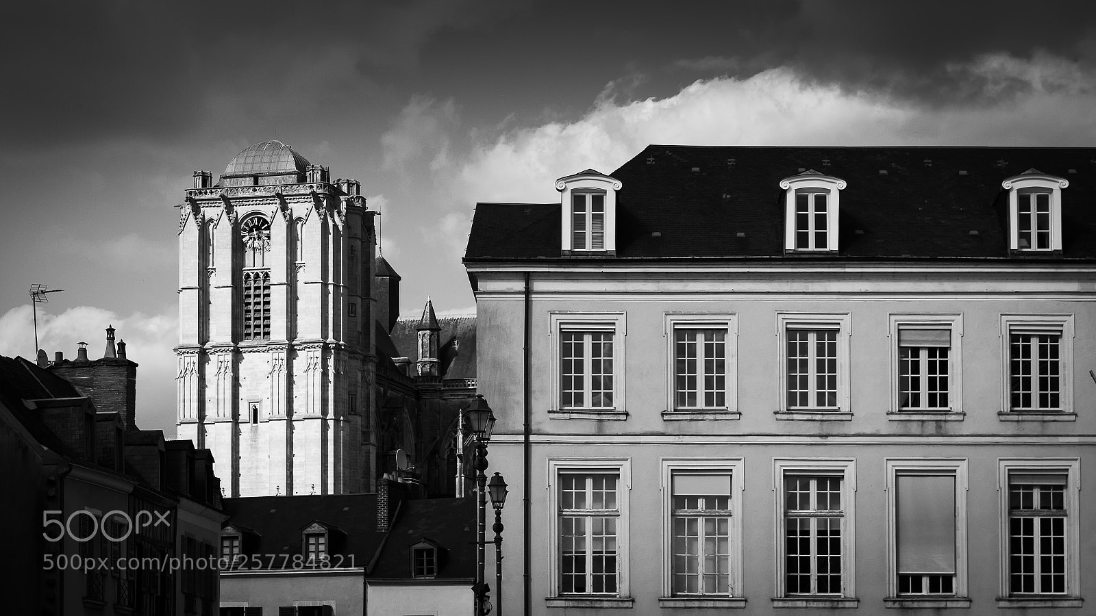 Canon EOS 70D sample photo. Cathedral with sun on photography