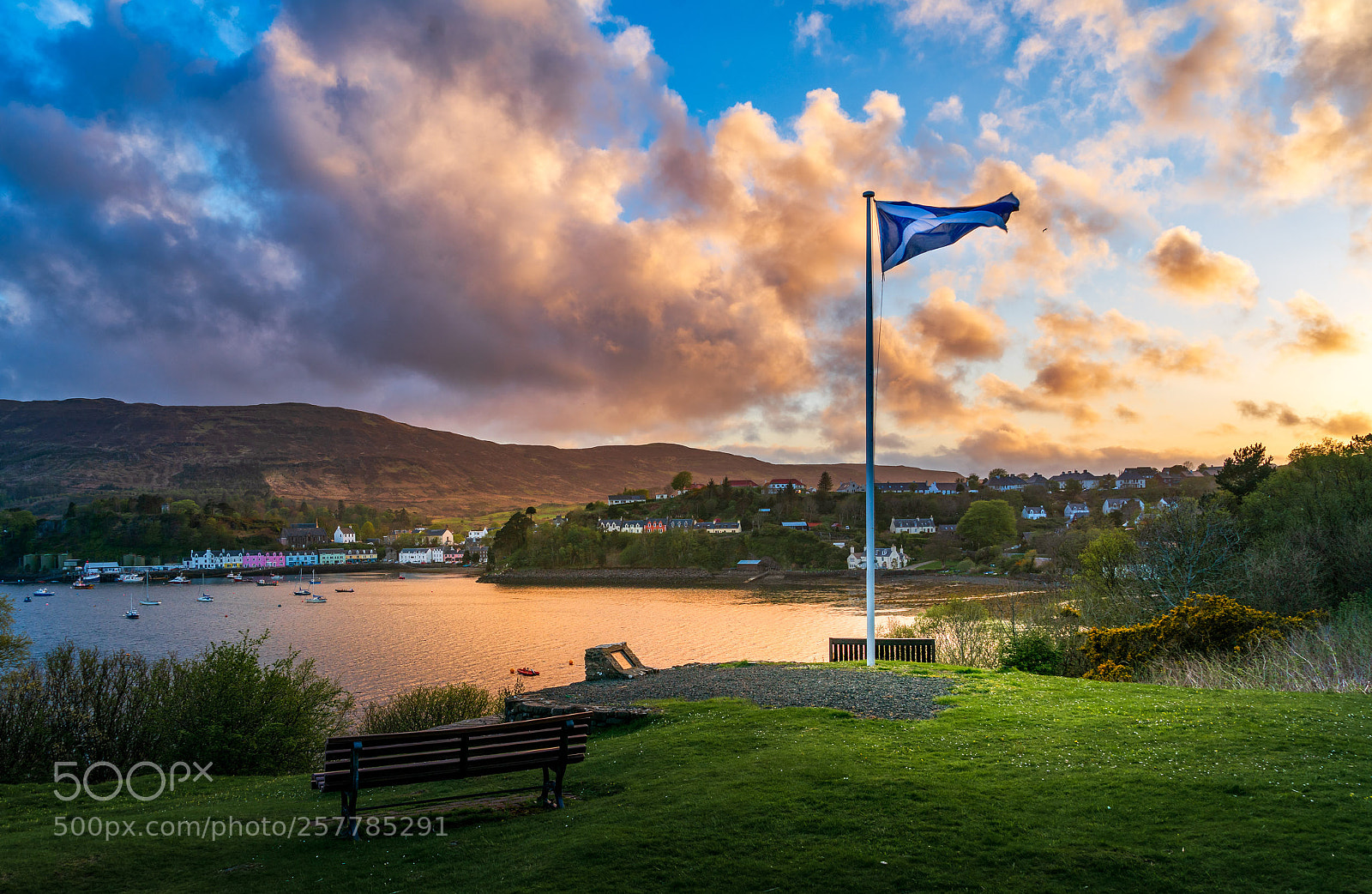 Sony a7R II sample photo. Portree from scorrybreac circuit photography