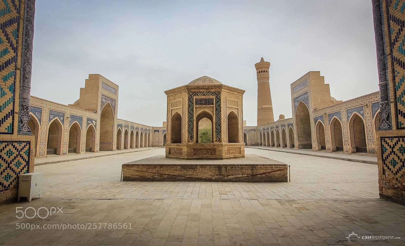 Canon EOS 700D (EOS Rebel T5i / EOS Kiss X7i) sample photo. Poi-i-kalyan in bukhara photography