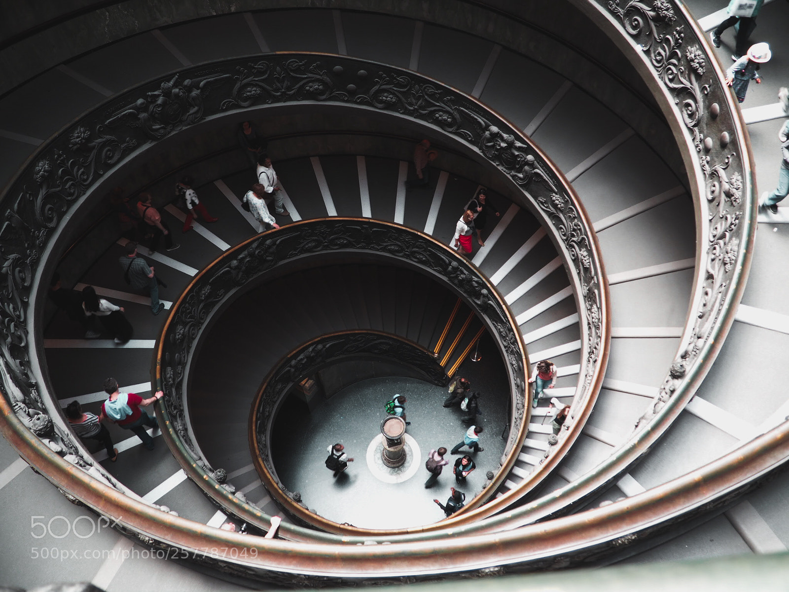 Olympus OM-D E-M10 sample photo. Bromante staircase photography