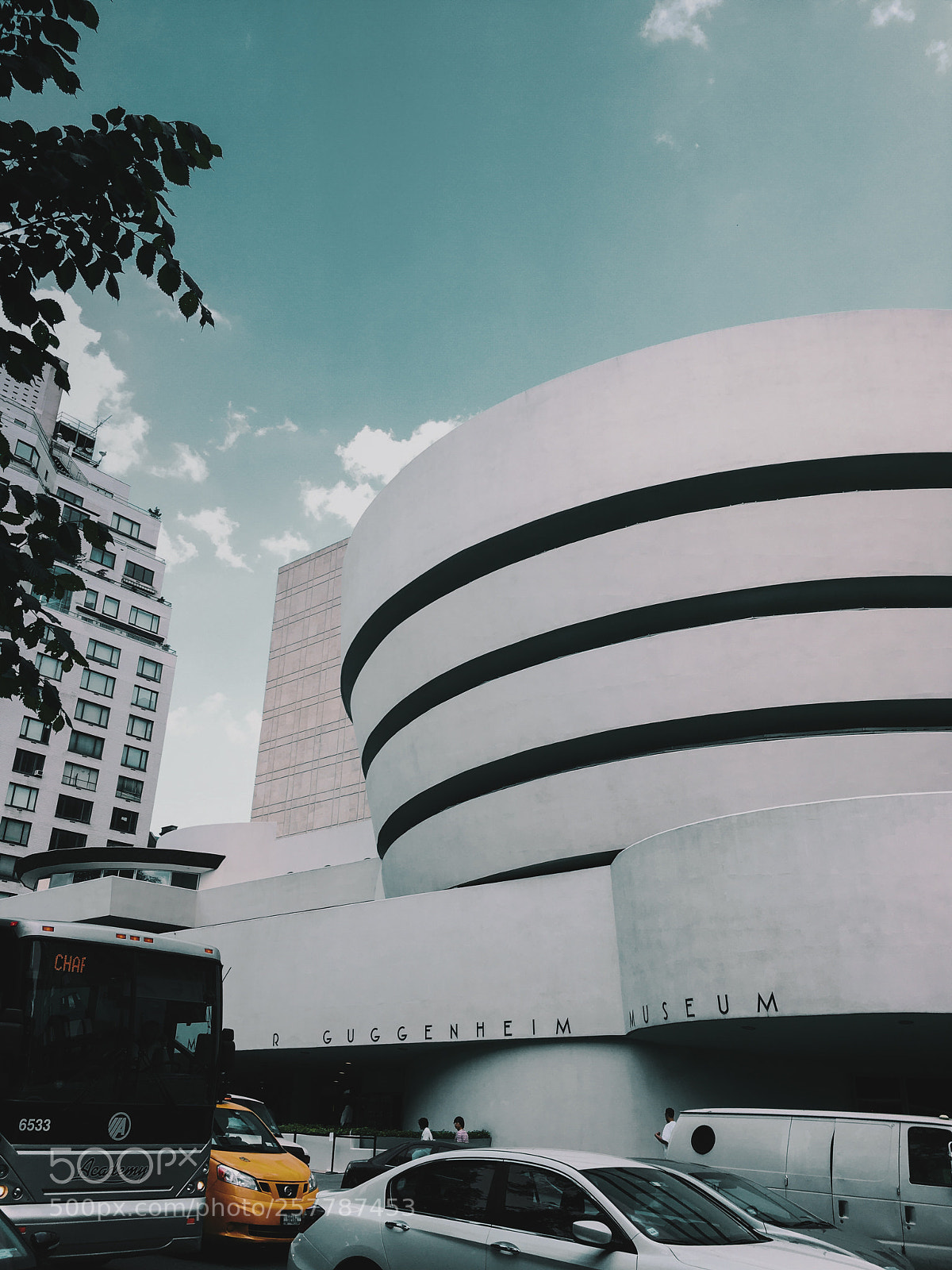 Apple iPhone 6s sample photo. Guggenheim museum photography