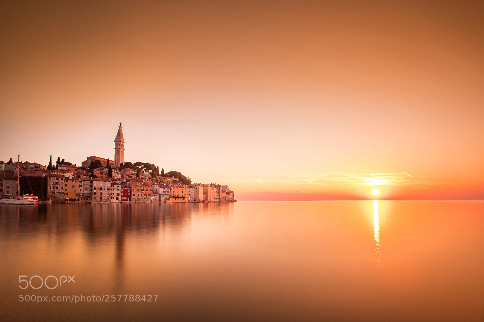 Canon EOS 6D Mark II sample photo. Golden rovinj photography