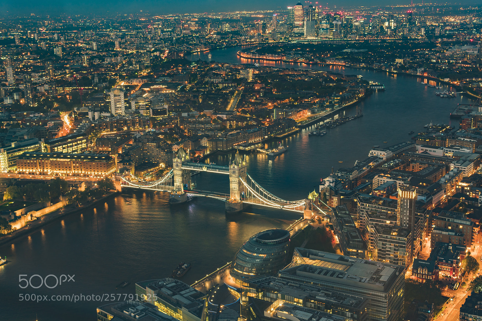 Sony a6500 sample photo. London at night photography