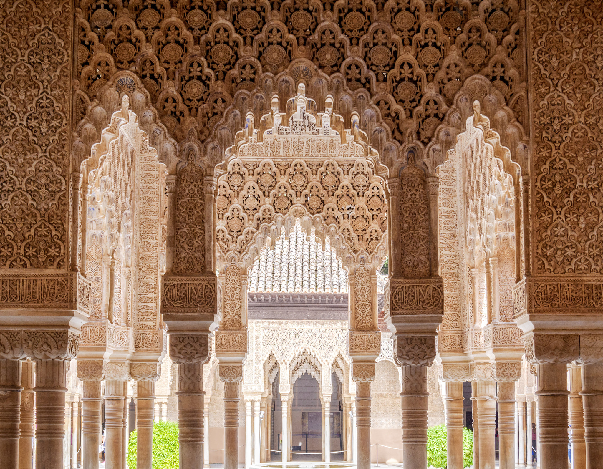 Panasonic Lumix DMC-GX85 (Lumix DMC-GX80 / Lumix DMC-GX7 Mark II) sample photo. Nasrid palaces photography