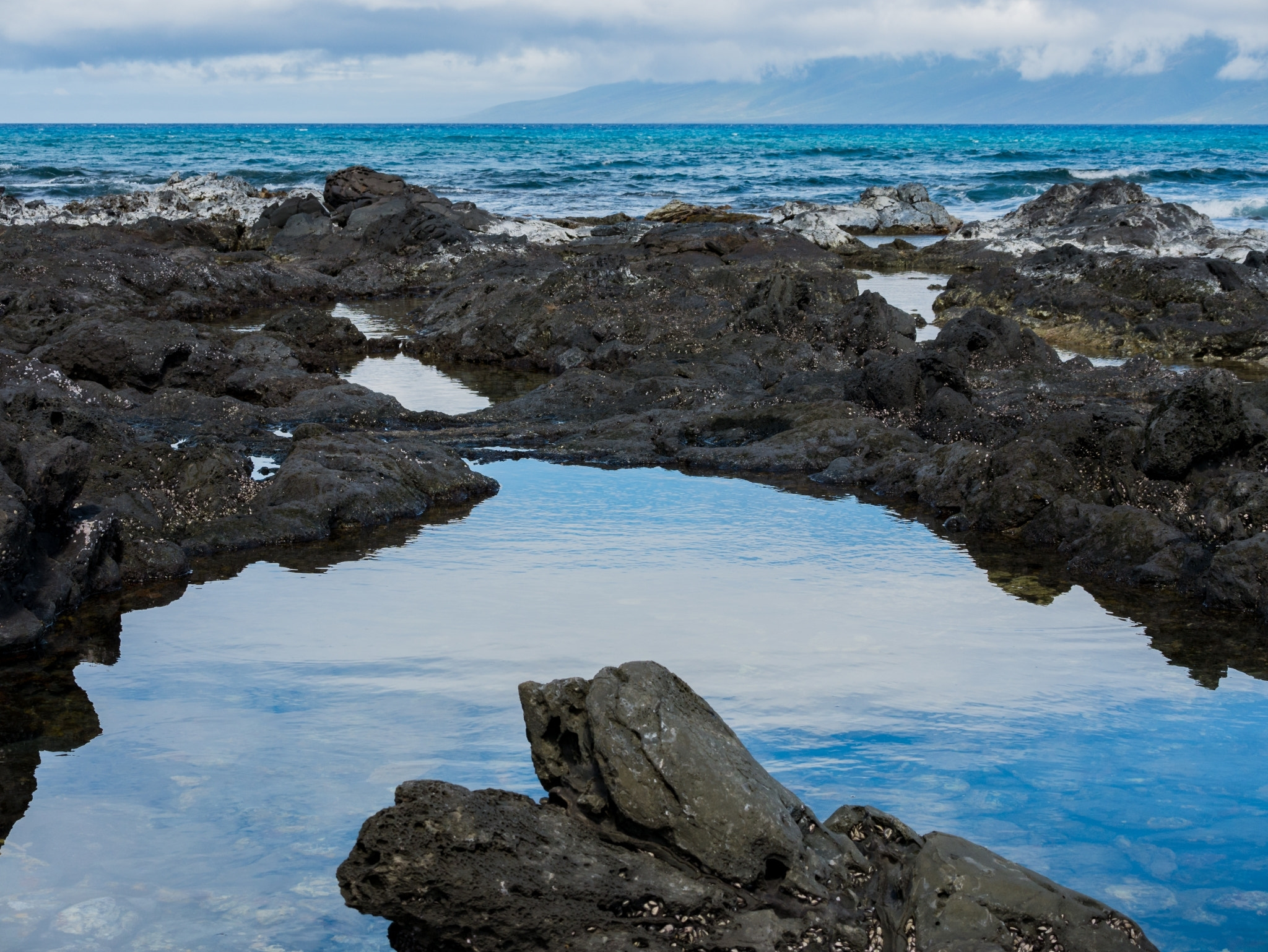 Panasonic Lumix DMC-G85 (Lumix DMC-G80) sample photo. Tide pools photography