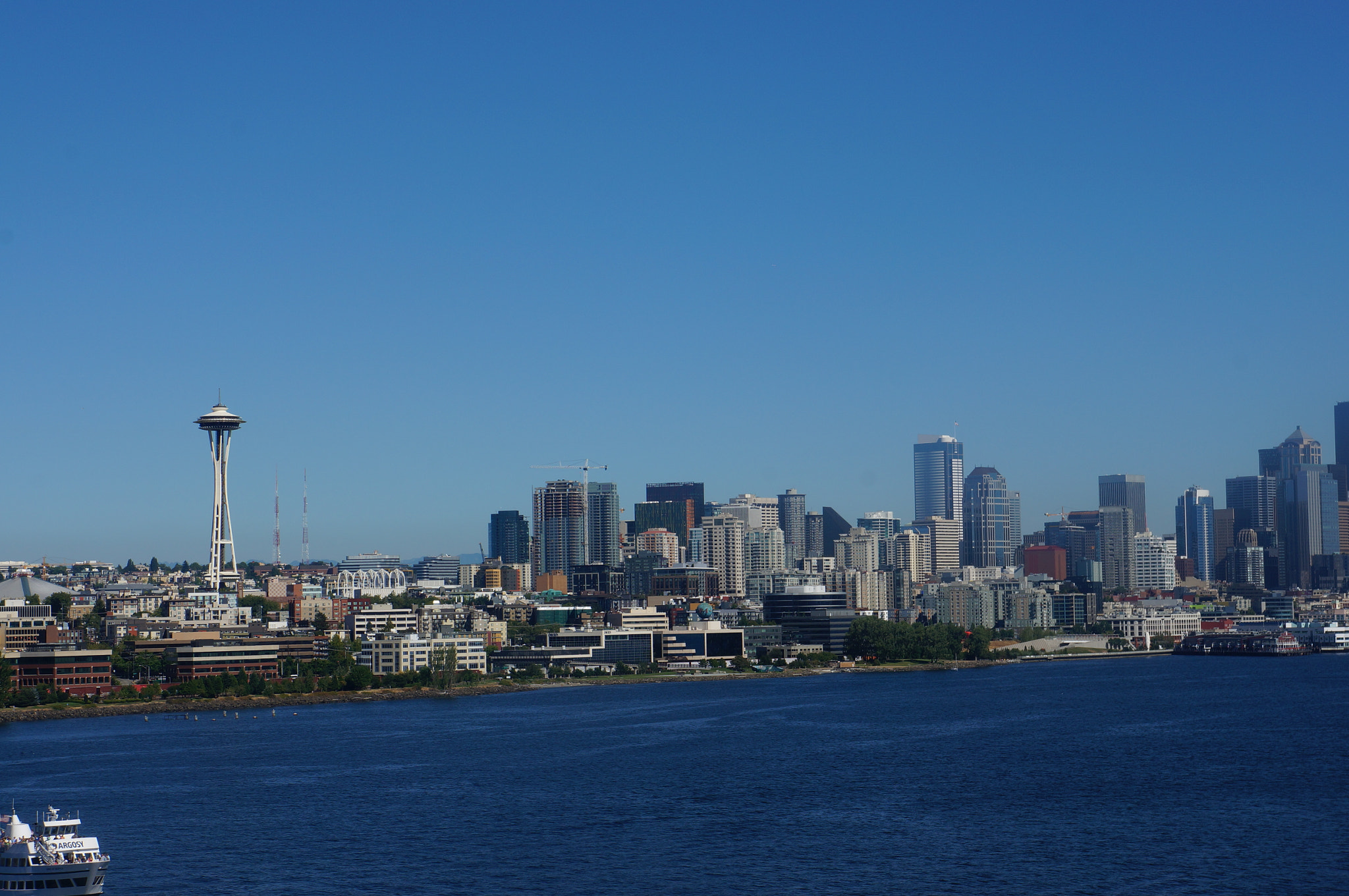 Sony E 18-55mm F3.5-5.6 OSS sample photo. Close cityscape-seattle photography