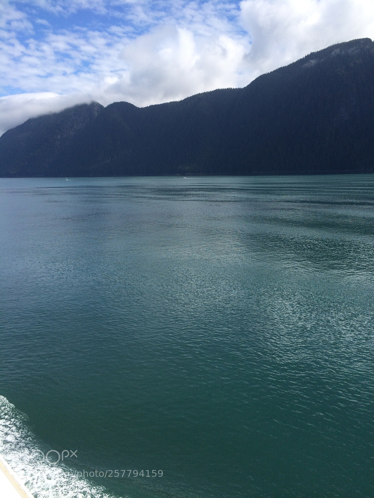 Apple iPhone 5s sample photo. On the water photography