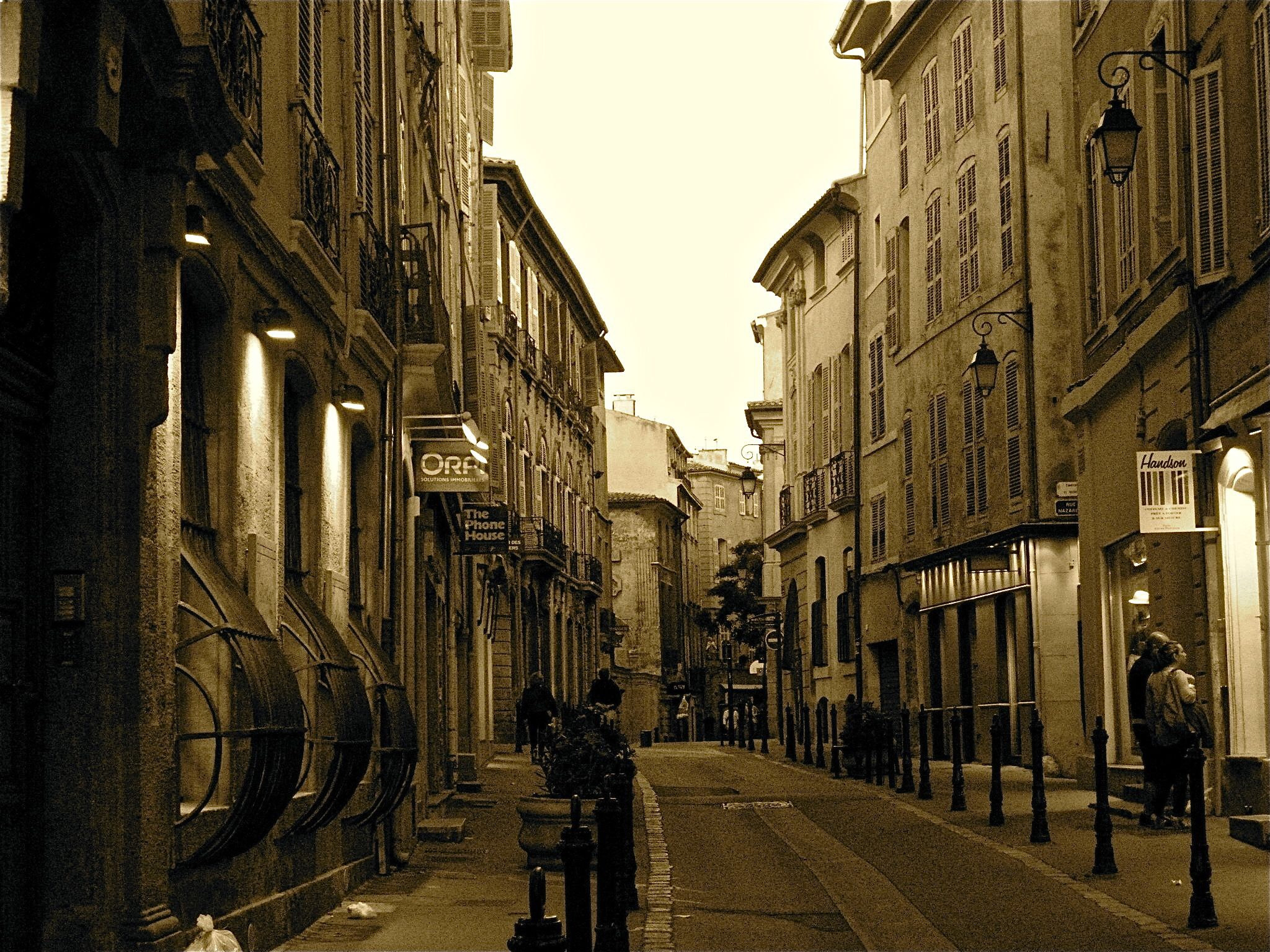 Pentax Optio P80 sample photo. Aix en provence photography