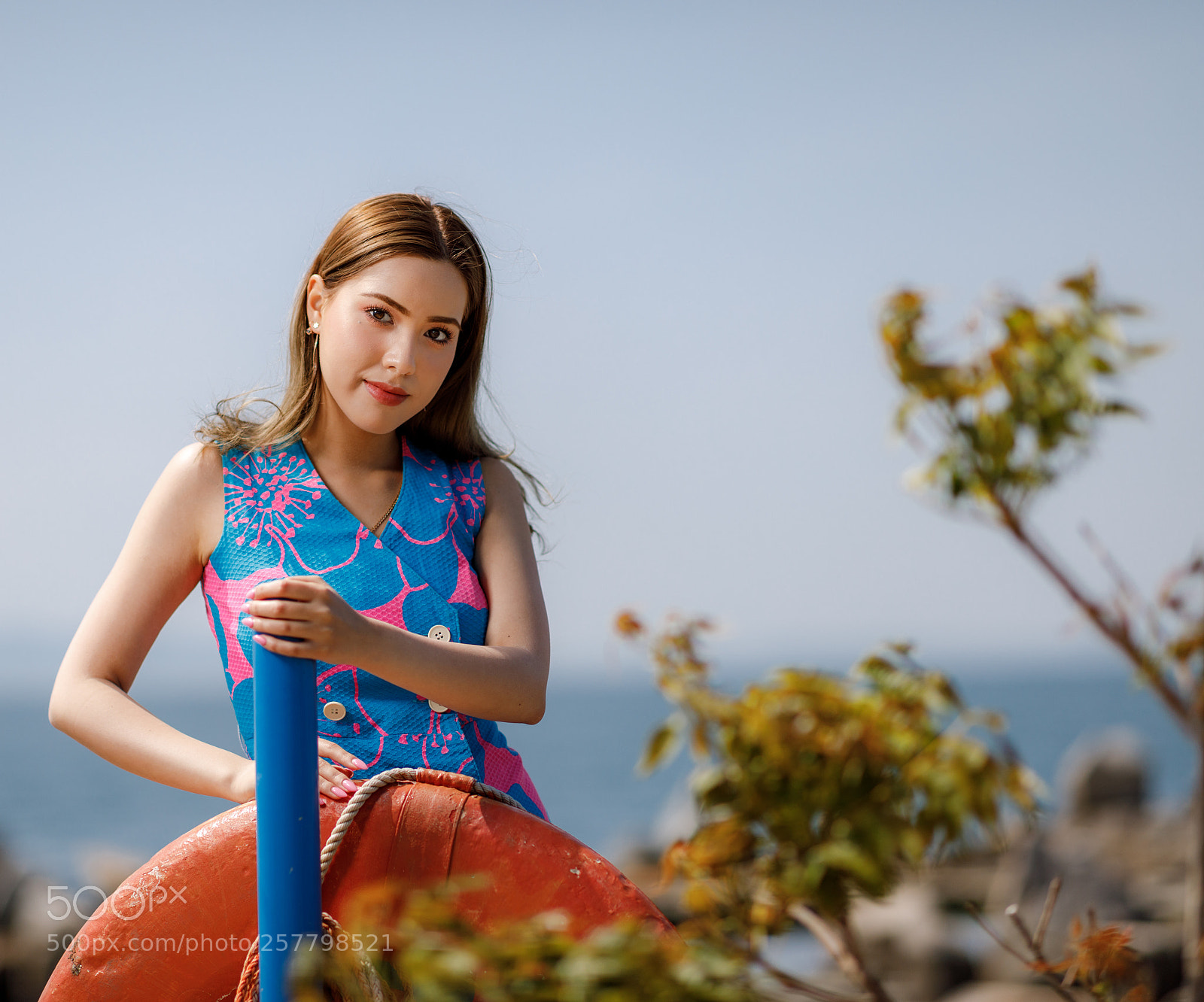 Canon EOS 5D Mark IV sample photo. Seashine girl photography