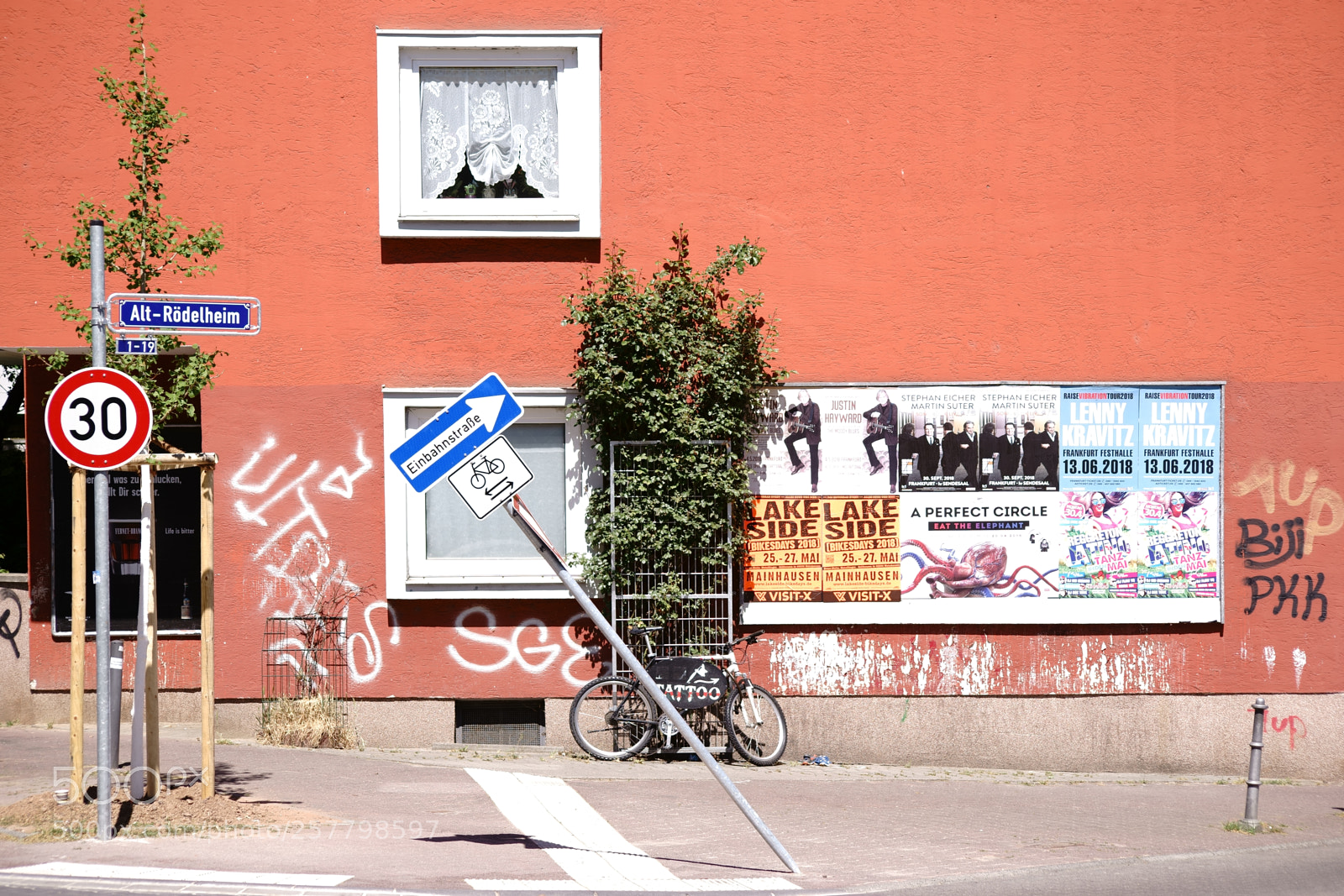 Sony a7 II sample photo. Trendy district frankfurt roedelheim photography