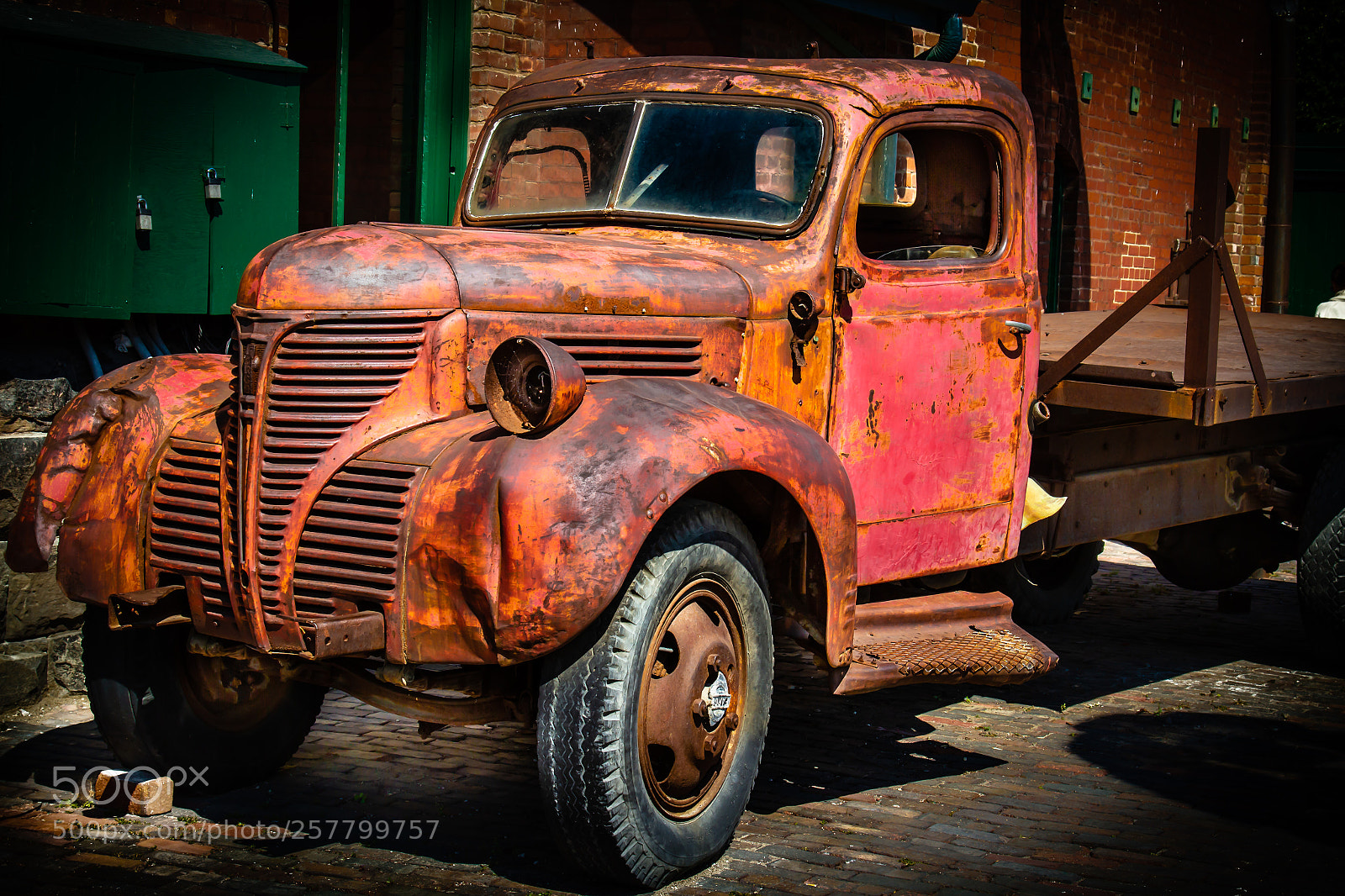 Canon EOS 7D sample photo. Old truck photography