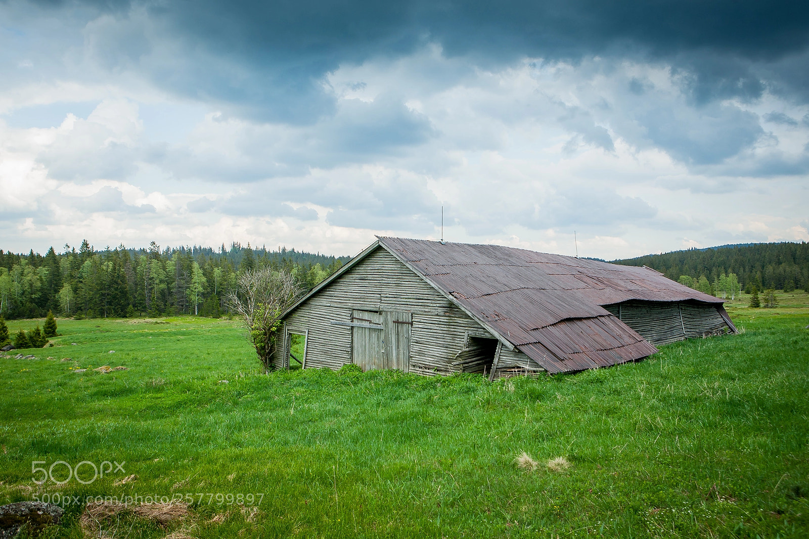 Canon EOS 5D sample photo. Before the storm photography