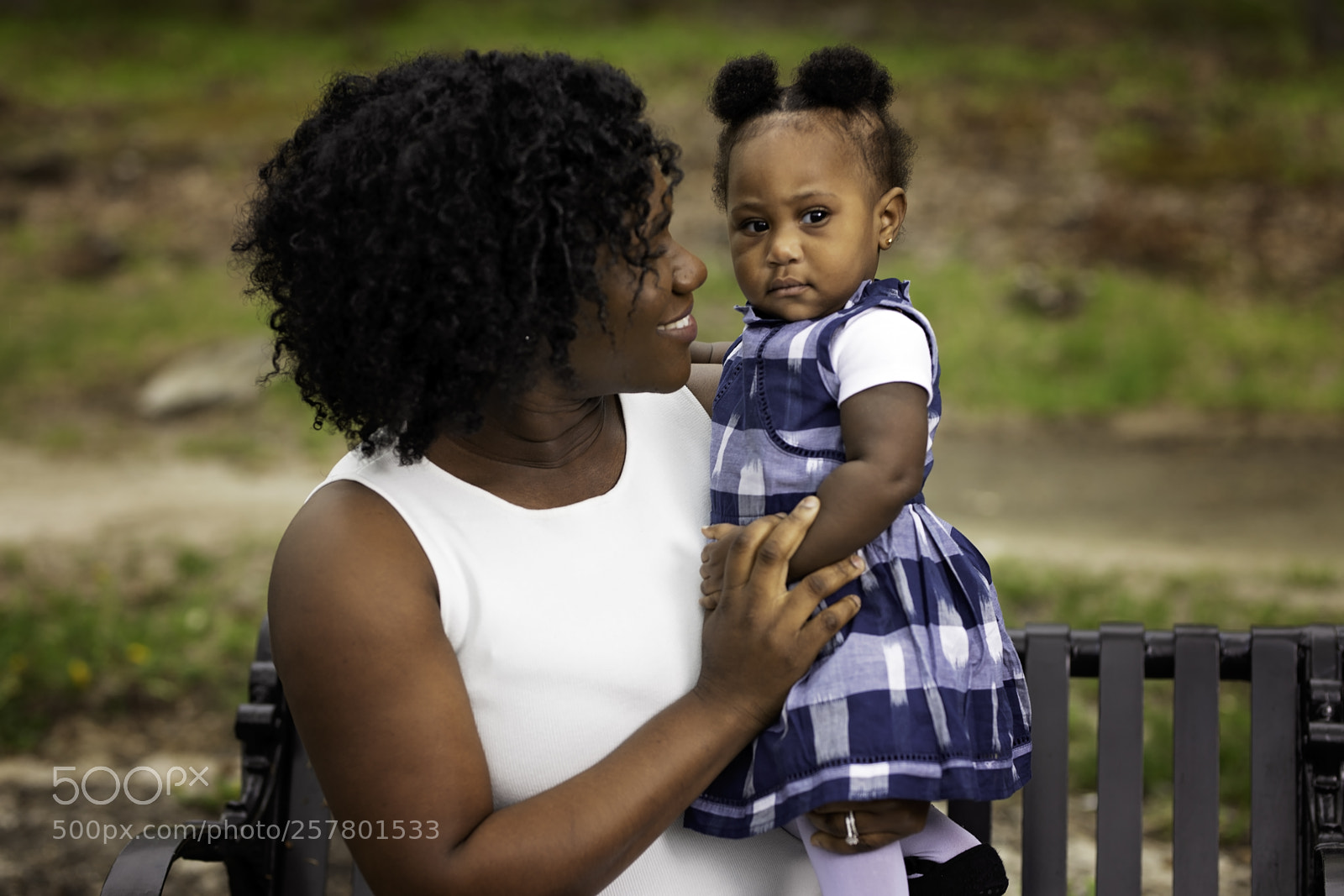 Canon EOS 6D sample photo. Mom photography