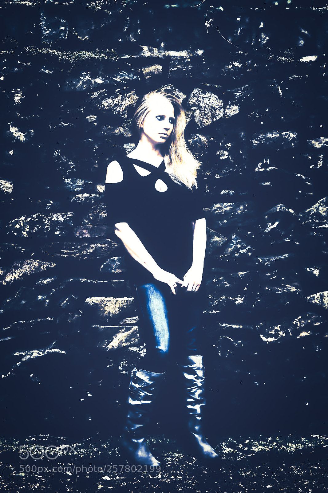 Sony a6300 sample photo. Frankfurt grunge model photography