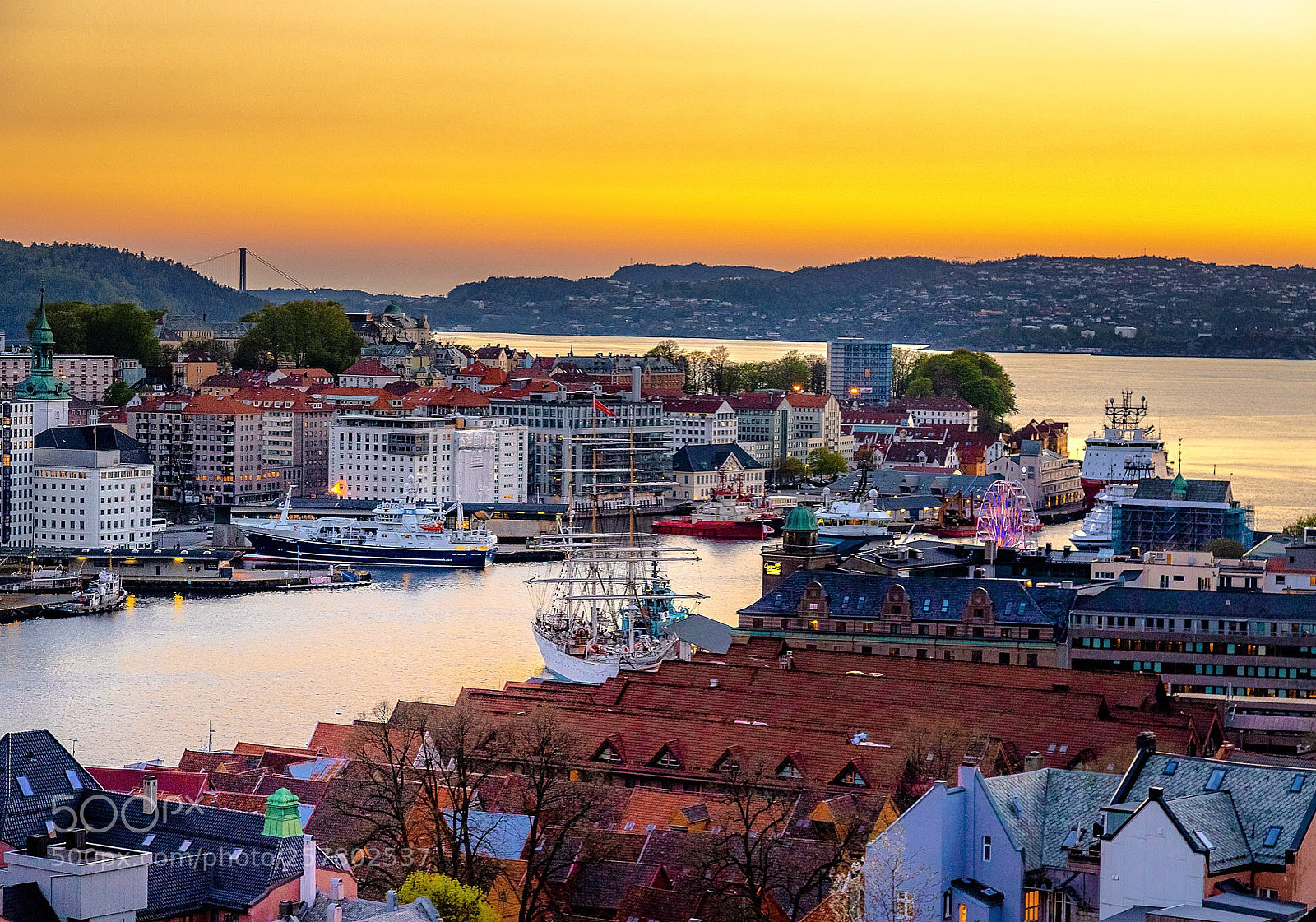Canon EOS 6D Mark II sample photo. Bergen photography