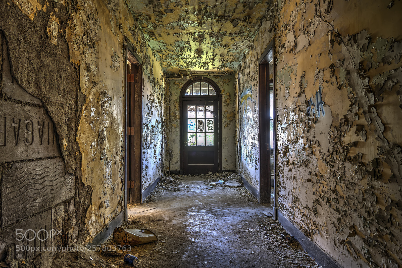 Nikon D800 sample photo. Hallway photography