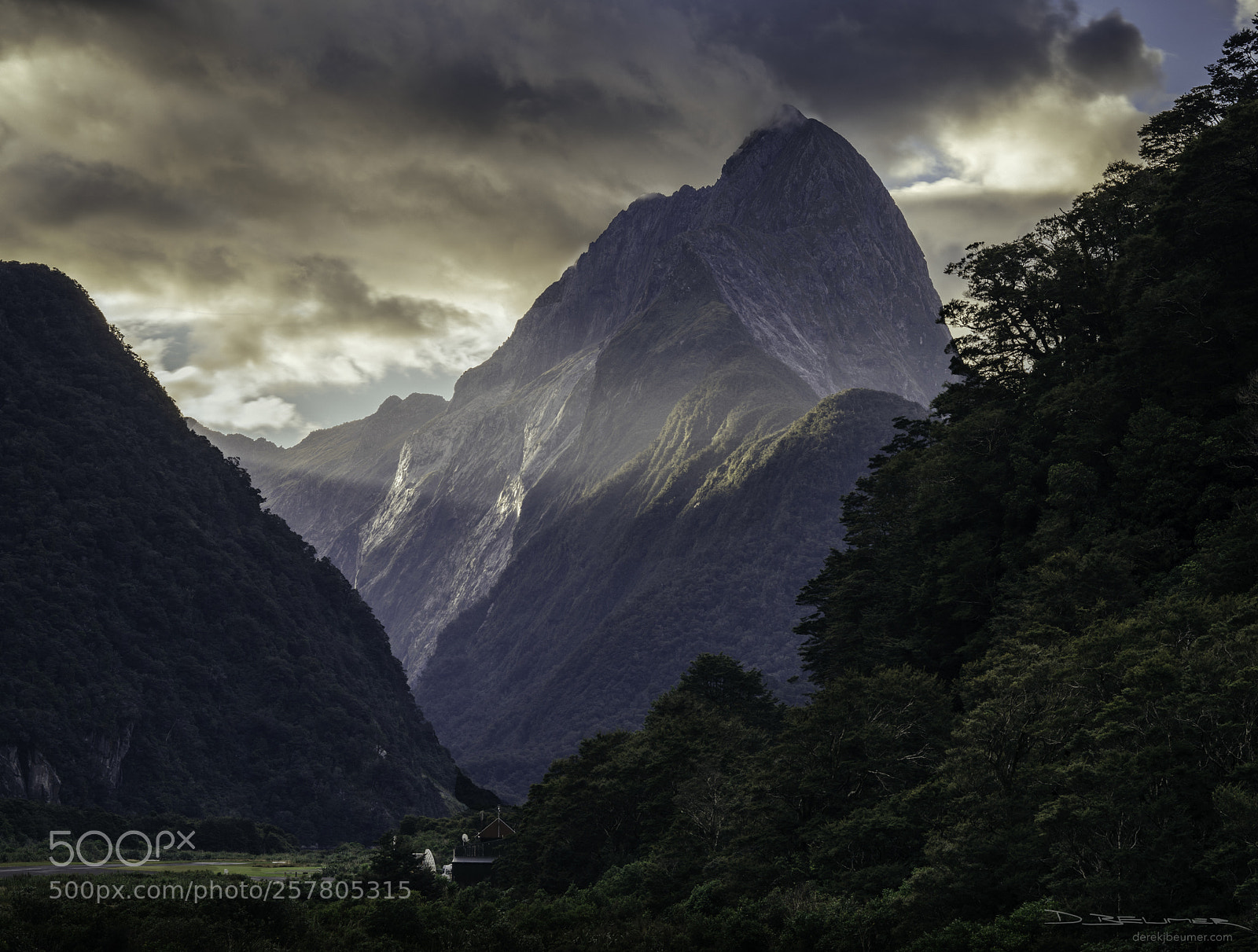 Sony a7R II sample photo. Milford airstrip photography