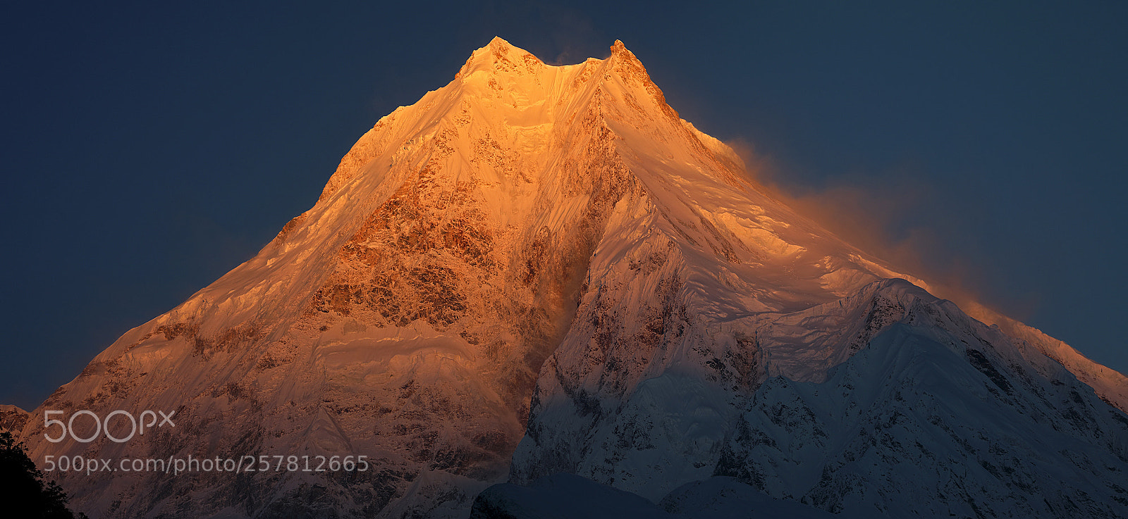 Canon EOS 5D Mark IV sample photo. Morning in the himalayas photography