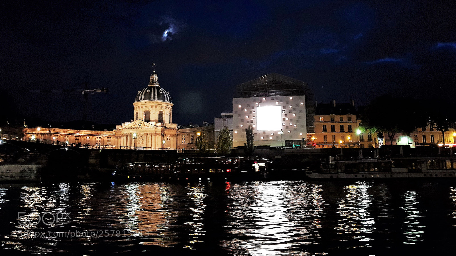 Samsung Galaxy S8+ sample photo. River seine photography