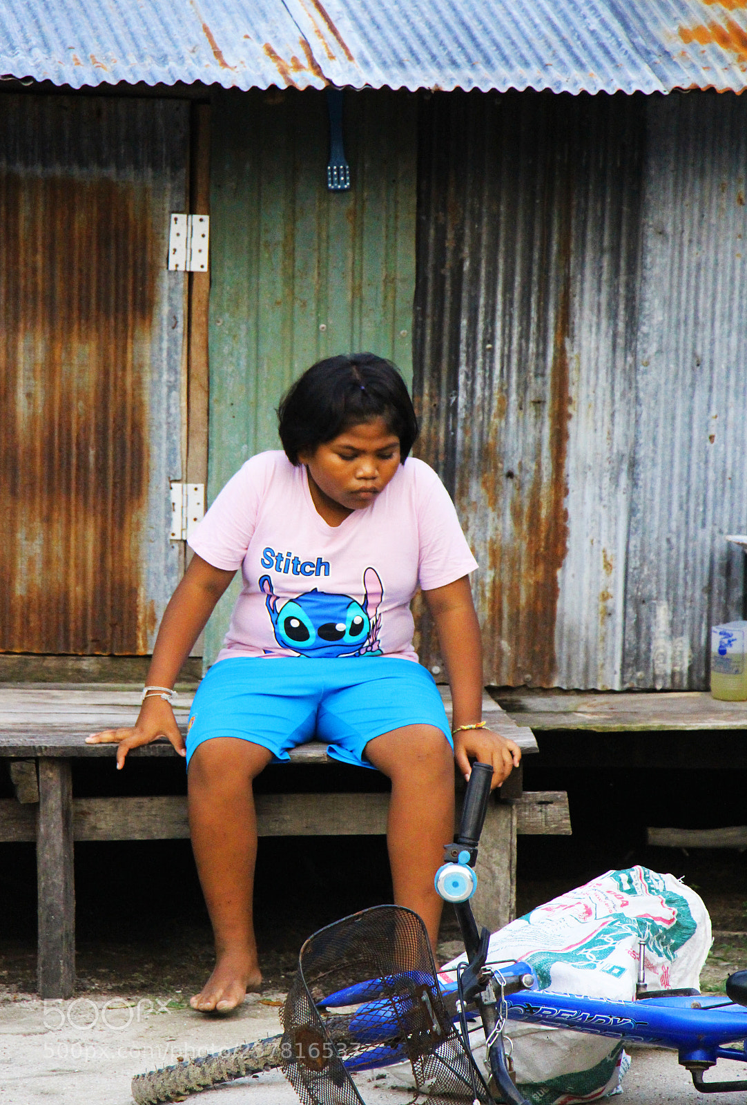 Canon EOS 650D (EOS Rebel T4i / EOS Kiss X6i) sample photo. Village girl bike photography