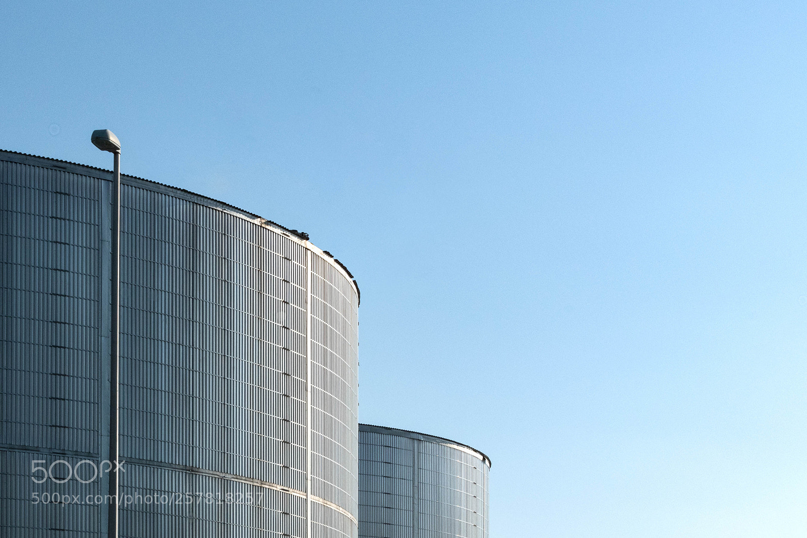 Nikon D7500 sample photo. Two huge paint cans photography