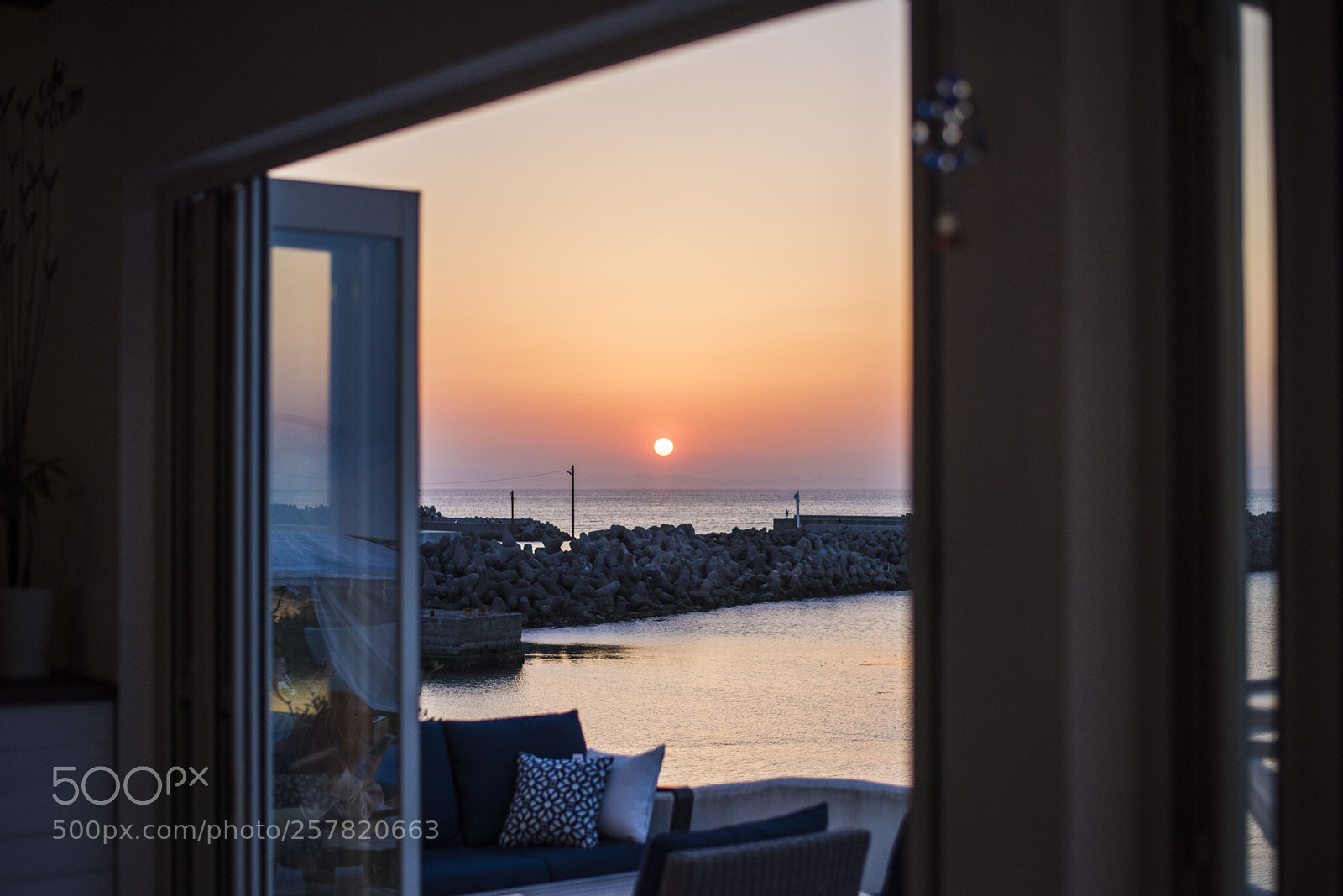 Nikon D810 sample photo. Beyond the window photography
