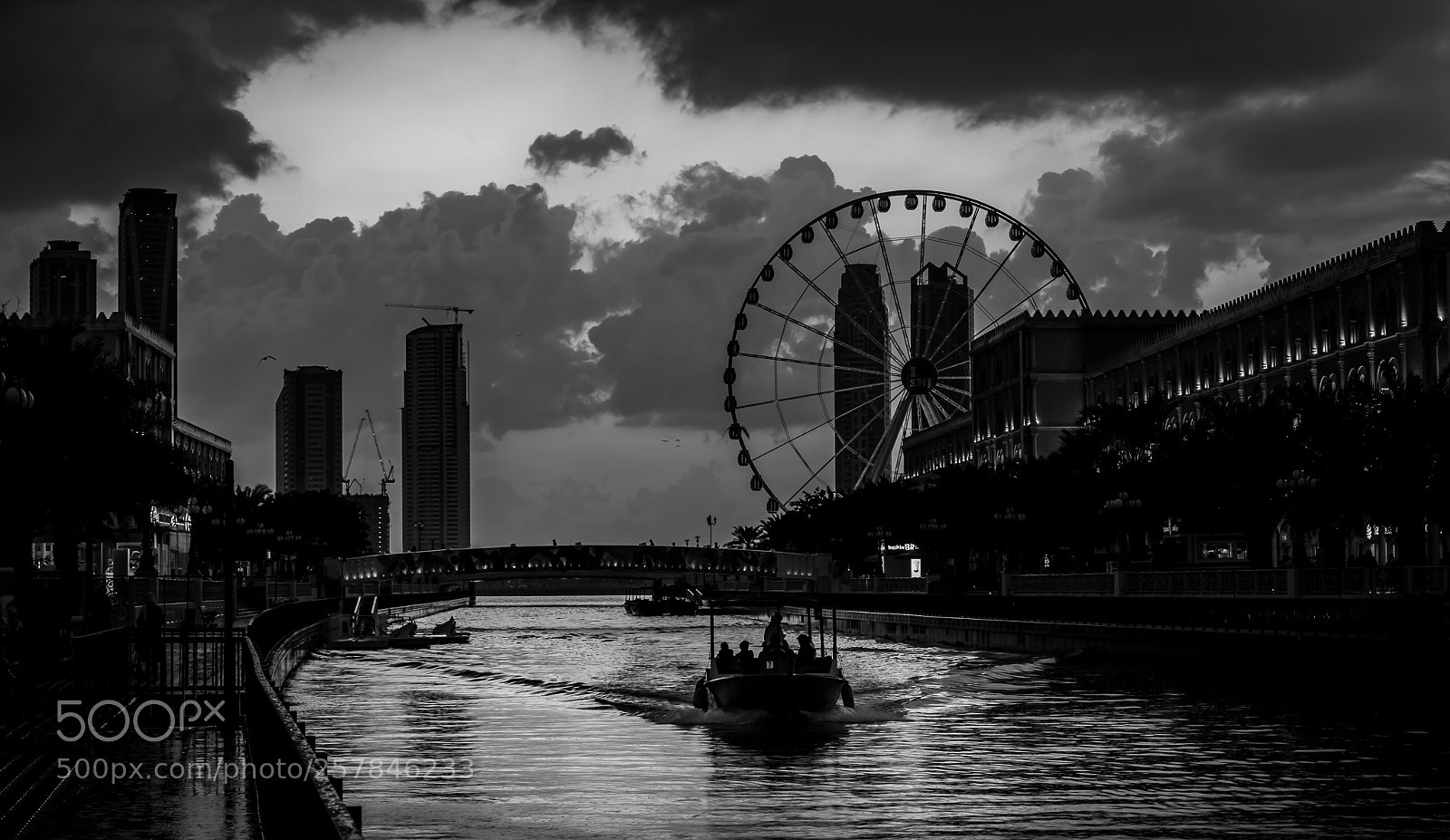 Canon EOS 6D sample photo. The dark side.... photography