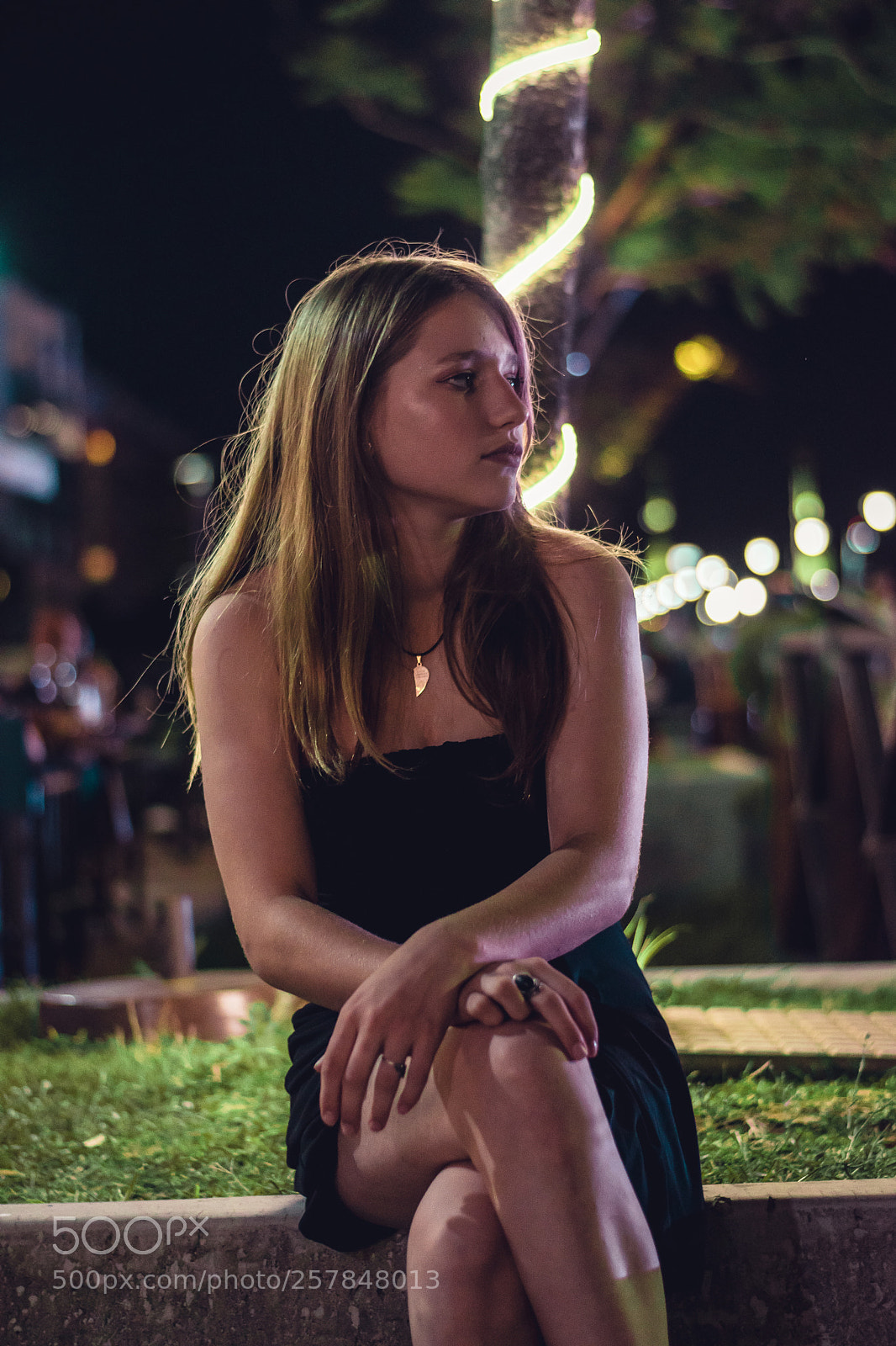 Nikon D5500 sample photo. Street glamour photography