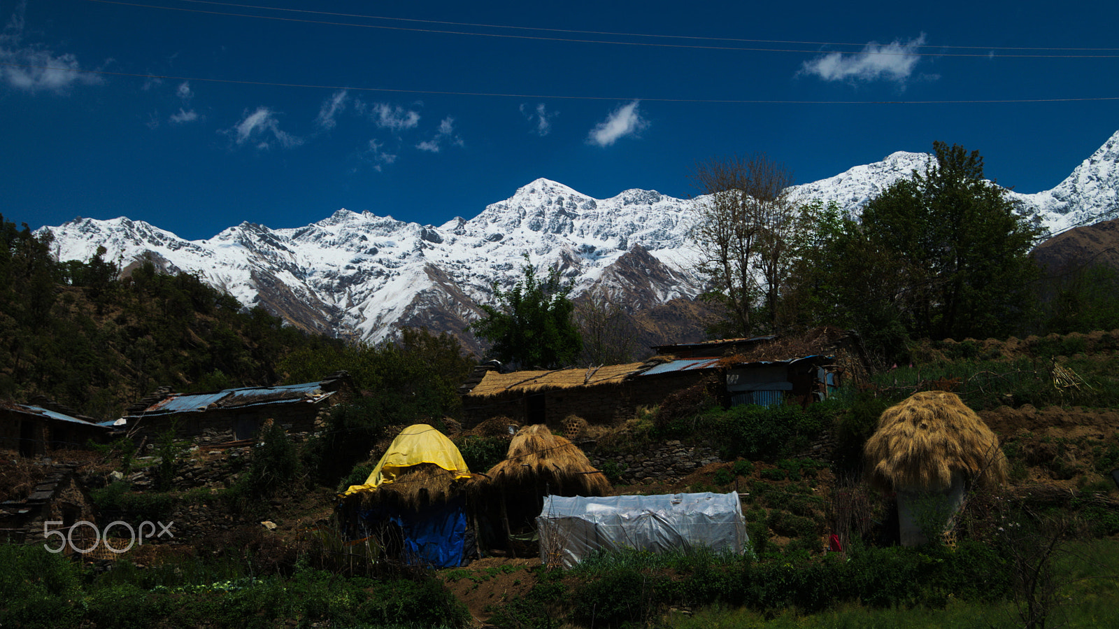 Nikon D3300 + Nikon AF-S DX Nikkor 18-200mm F3.5-5.6G ED VR II sample photo. In the lap of the himalayas photography