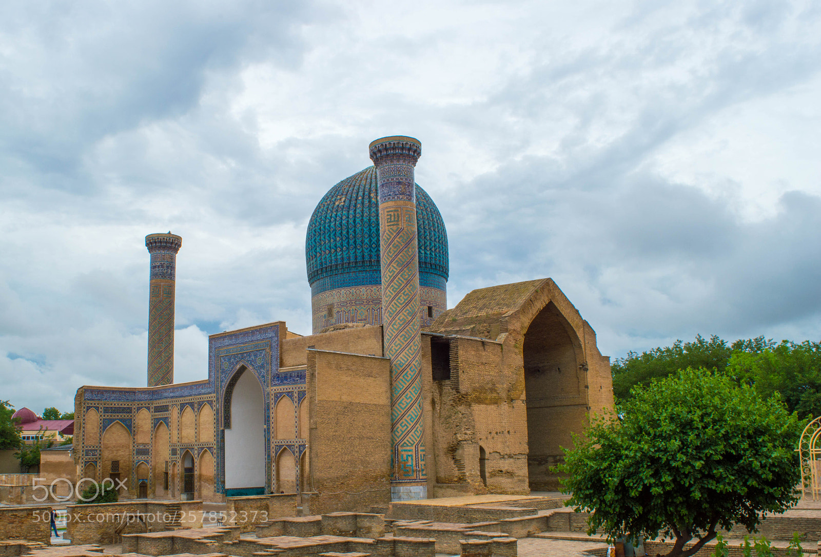 Nikon D3200 sample photo. Gur-emir in cloudy day. photography