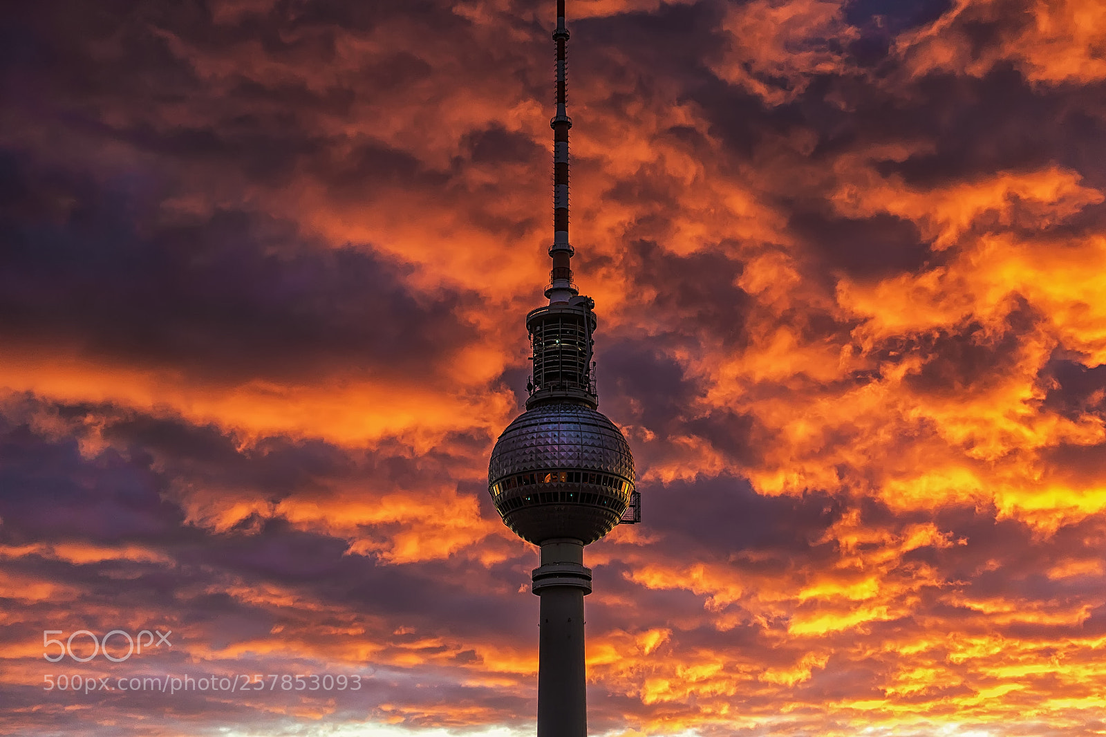 Sony Cyber-shot DSC-RX100 III sample photo. Burning sky over berlin photography