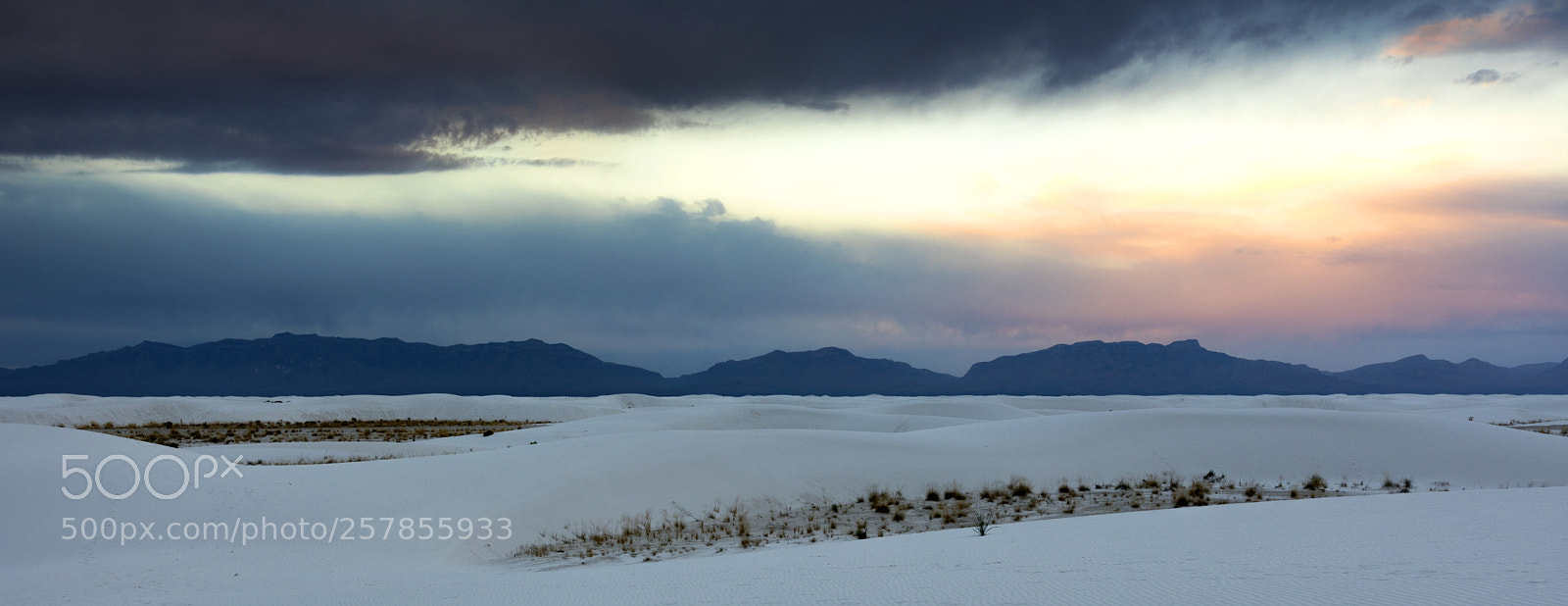 Canon EOS 5D Mark IV sample photo. White sands panorama photography