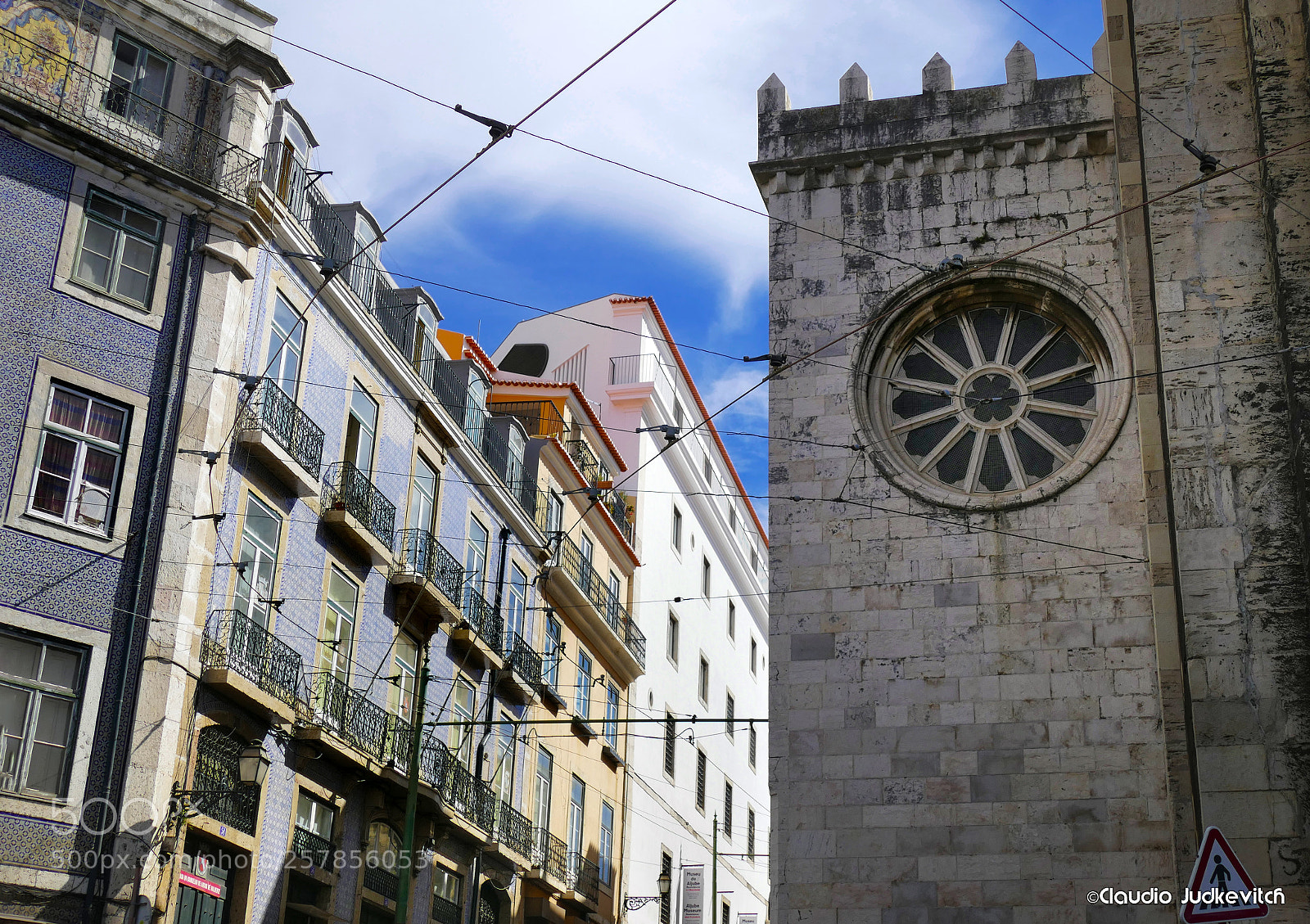 Panasonic Lumix DMC-FZ1000 sample photo. Lisbon photography
