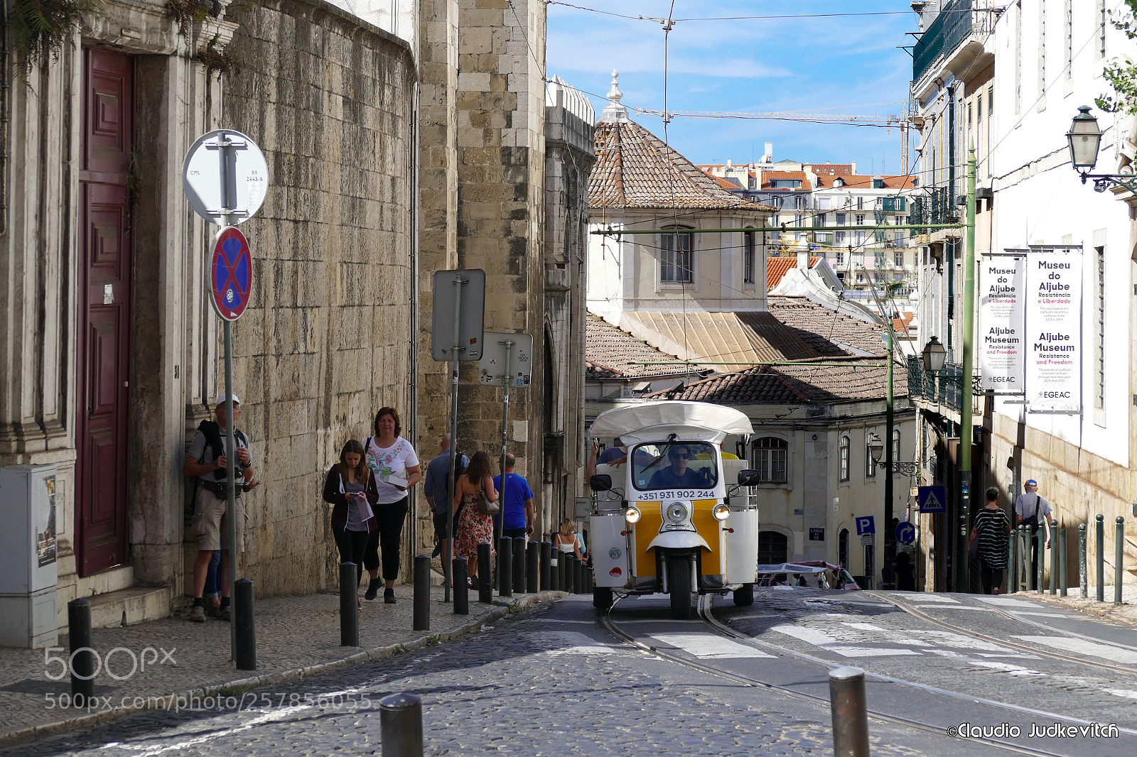 Panasonic Lumix DMC-FZ1000 sample photo. Lisbon photography
