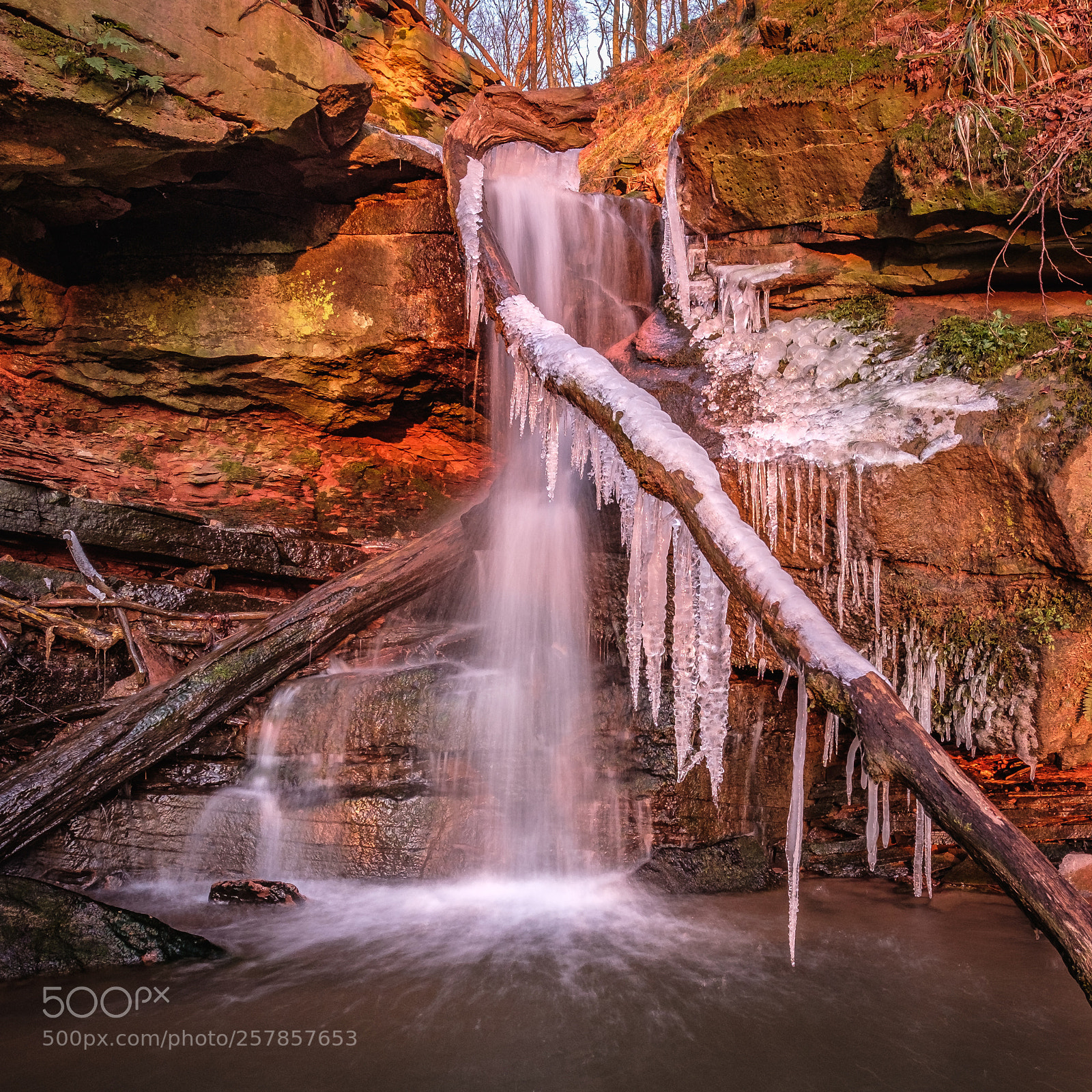 Fujifilm X-T2 sample photo. Frozen waterfall in golden photography