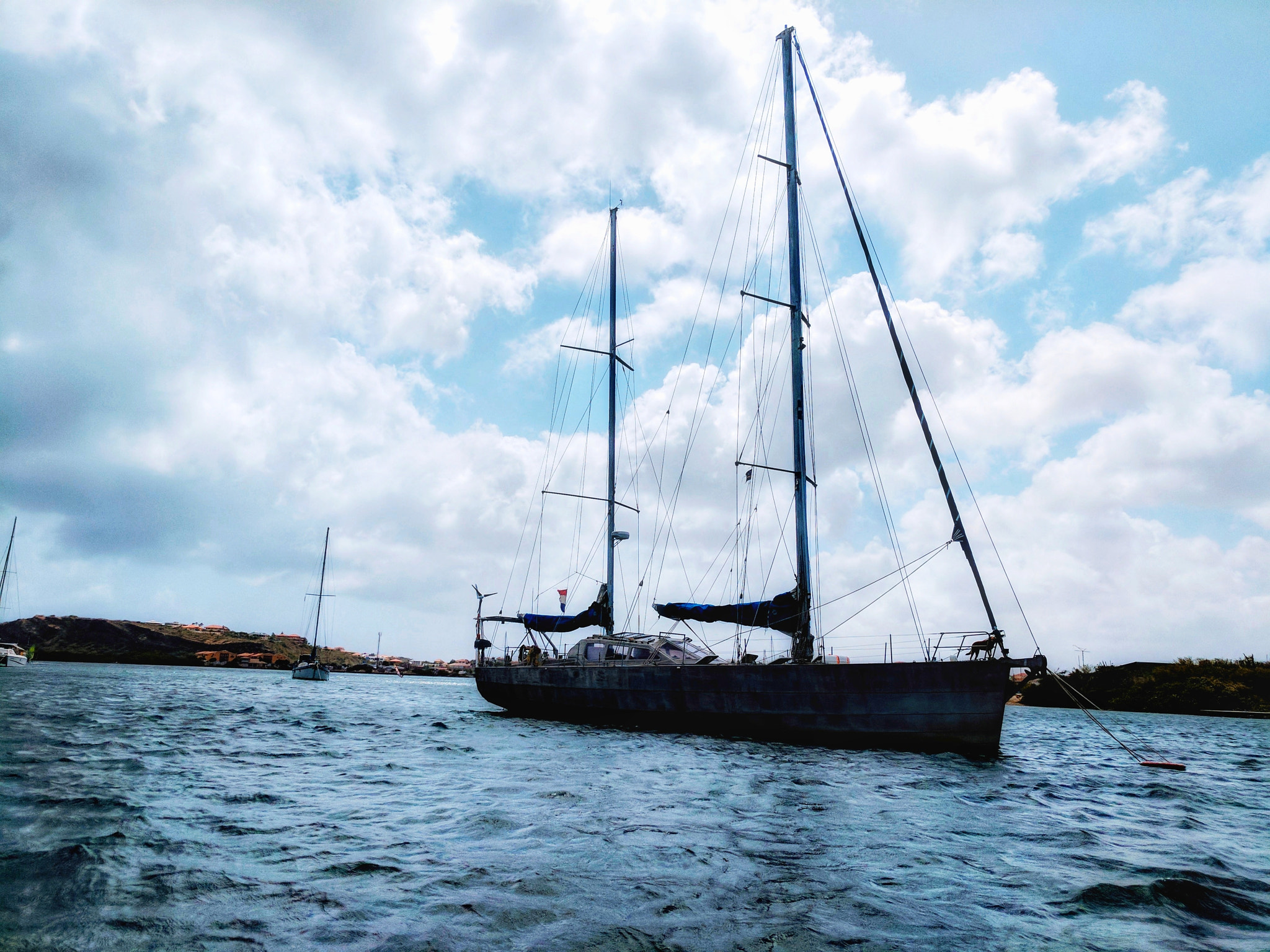 Google Pixel XL sample photo. Curacao boating photography
