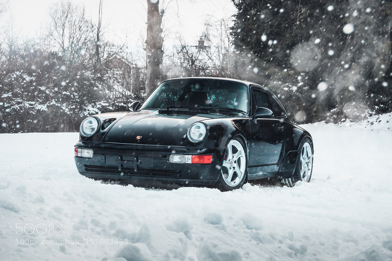 Canon EOS 5D Mark II sample photo. Porsche 964 in the snow photography