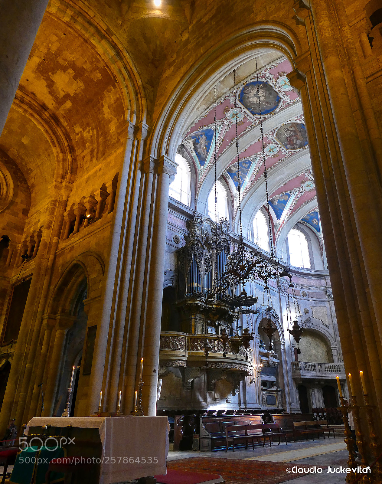 Panasonic Lumix DMC-FZ1000 sample photo. Lisbon cathedral photography