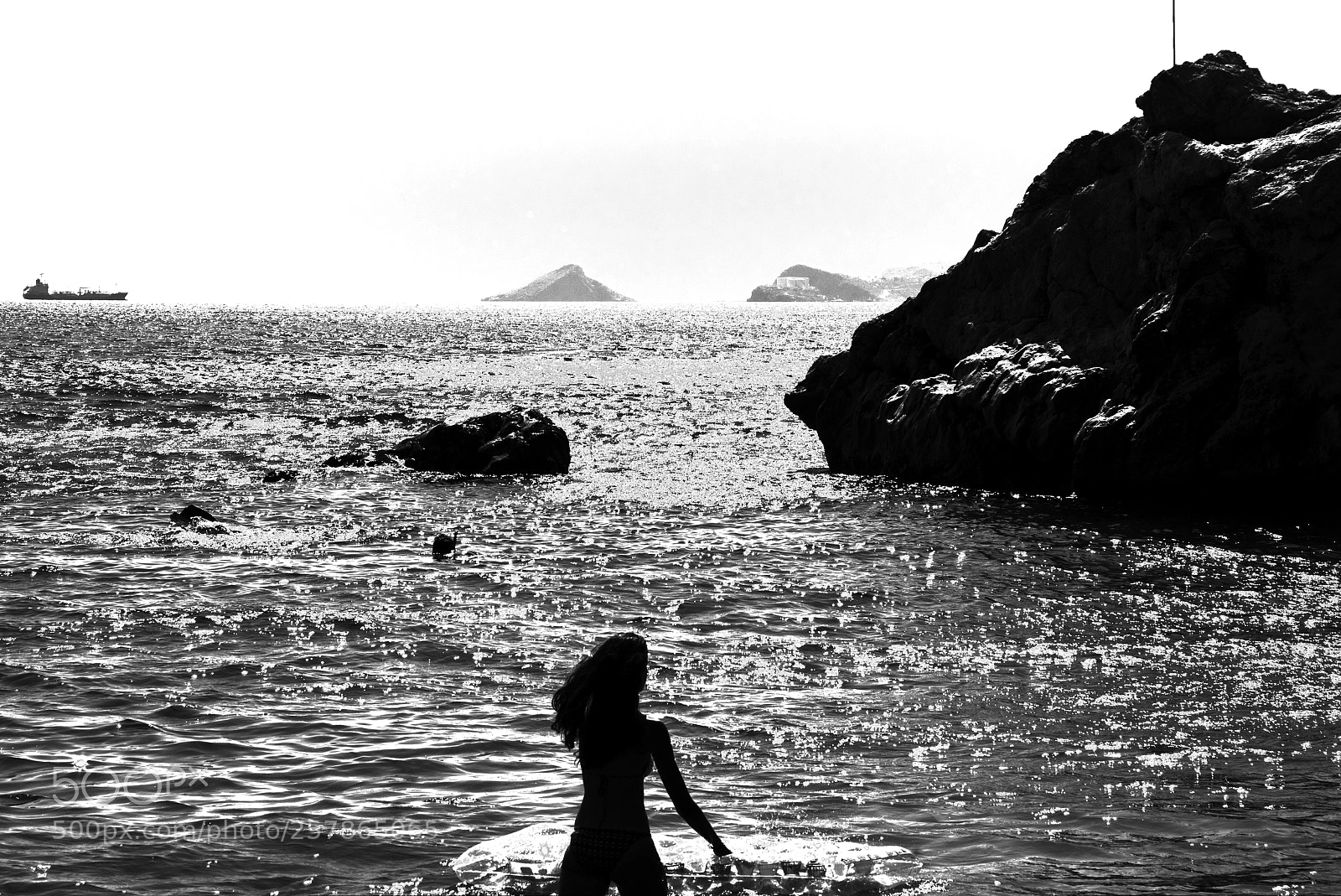 Sony a7S sample photo. Girl in the sea photography